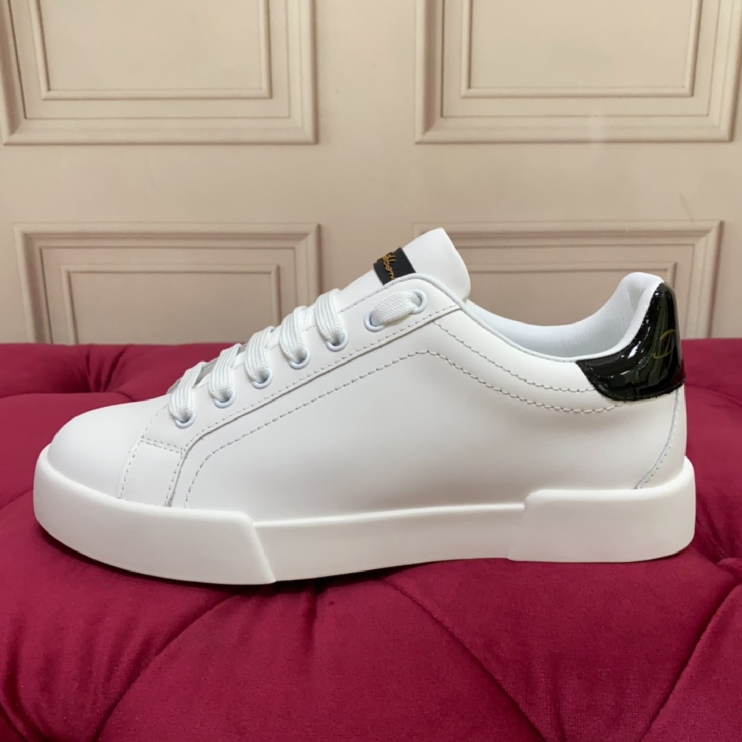 Tenis DG Portofino Couro Liso Branco com Preto
