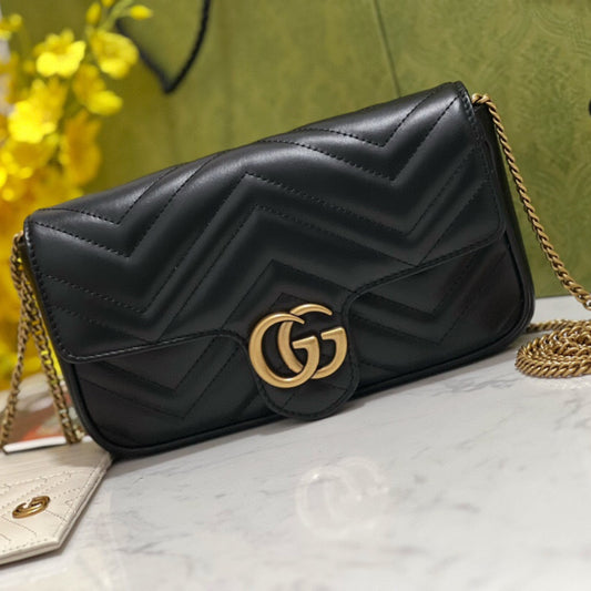 Bolsa GG Marmont Mini Preta 21,5cm