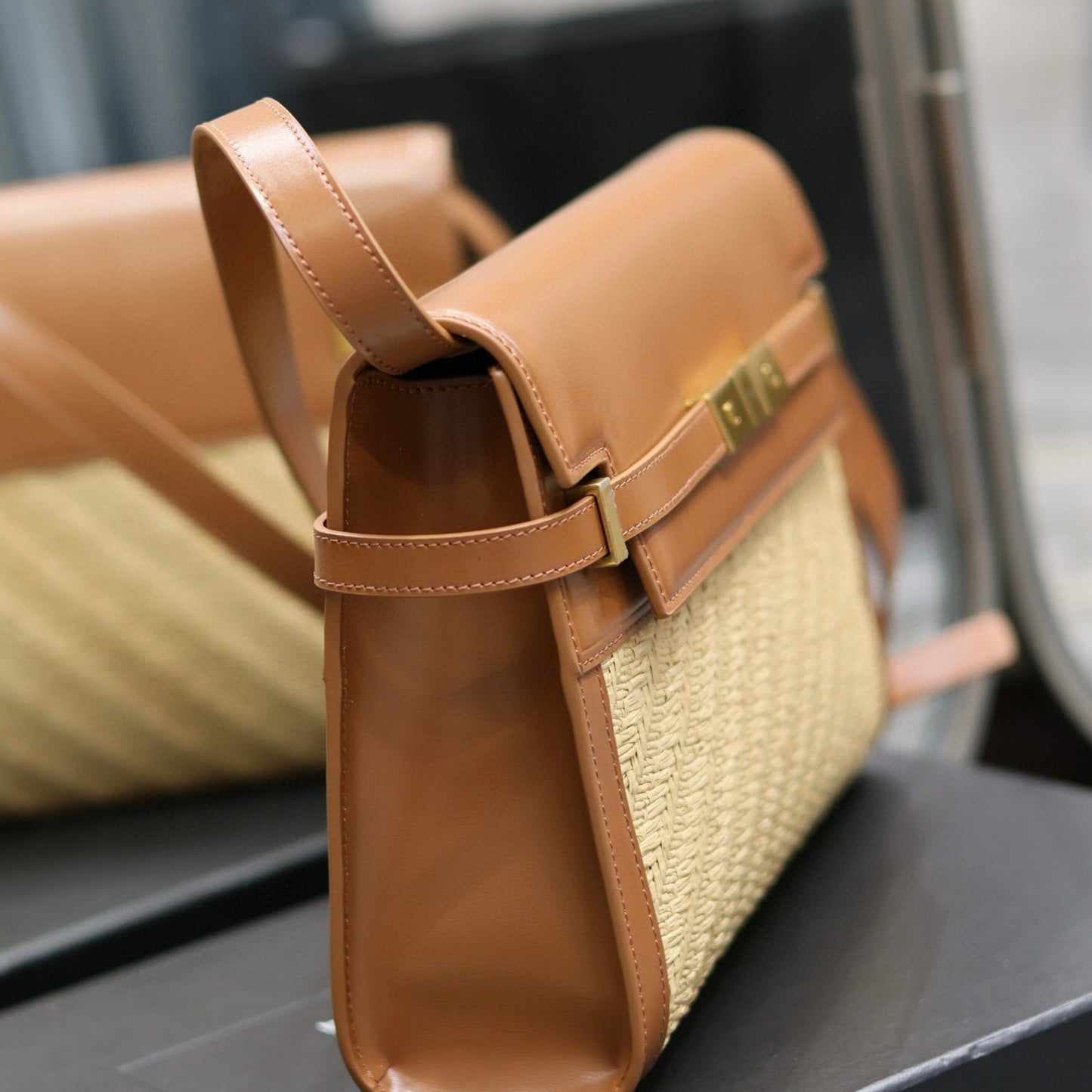 Bolsa YSL Manhattan Bege com Marrom pequena