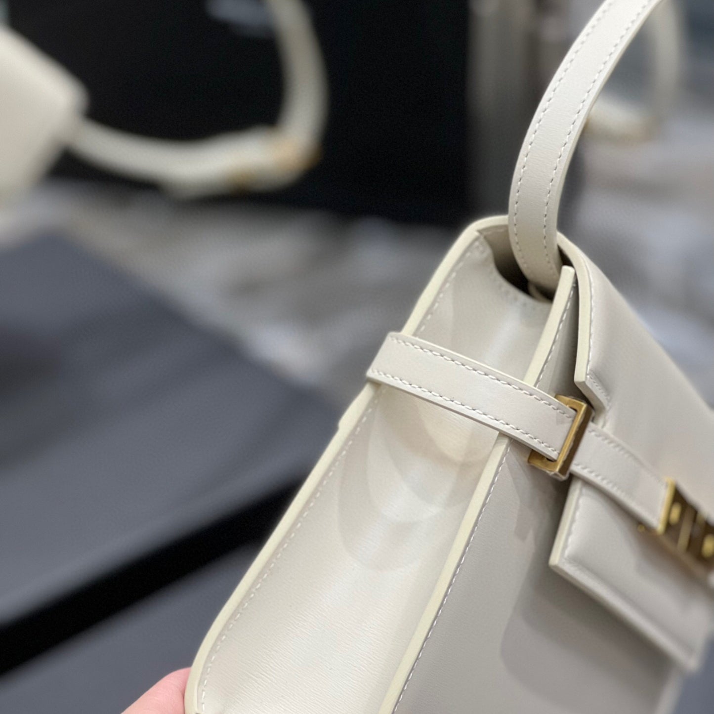 Bolsa YSL Manhattan Branca pequena