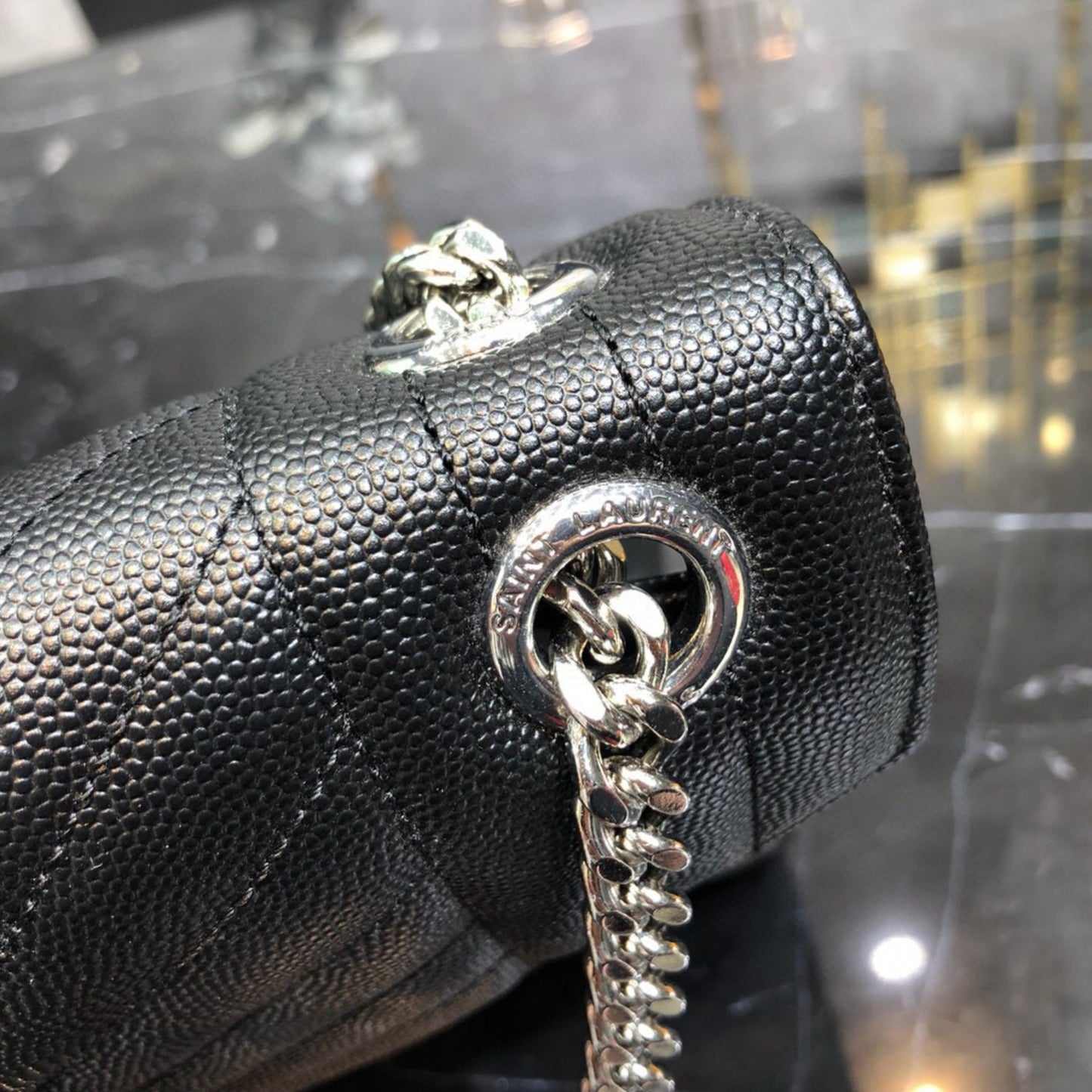 Bolsa YSL tiracolo Envelope Média Preta 24cm