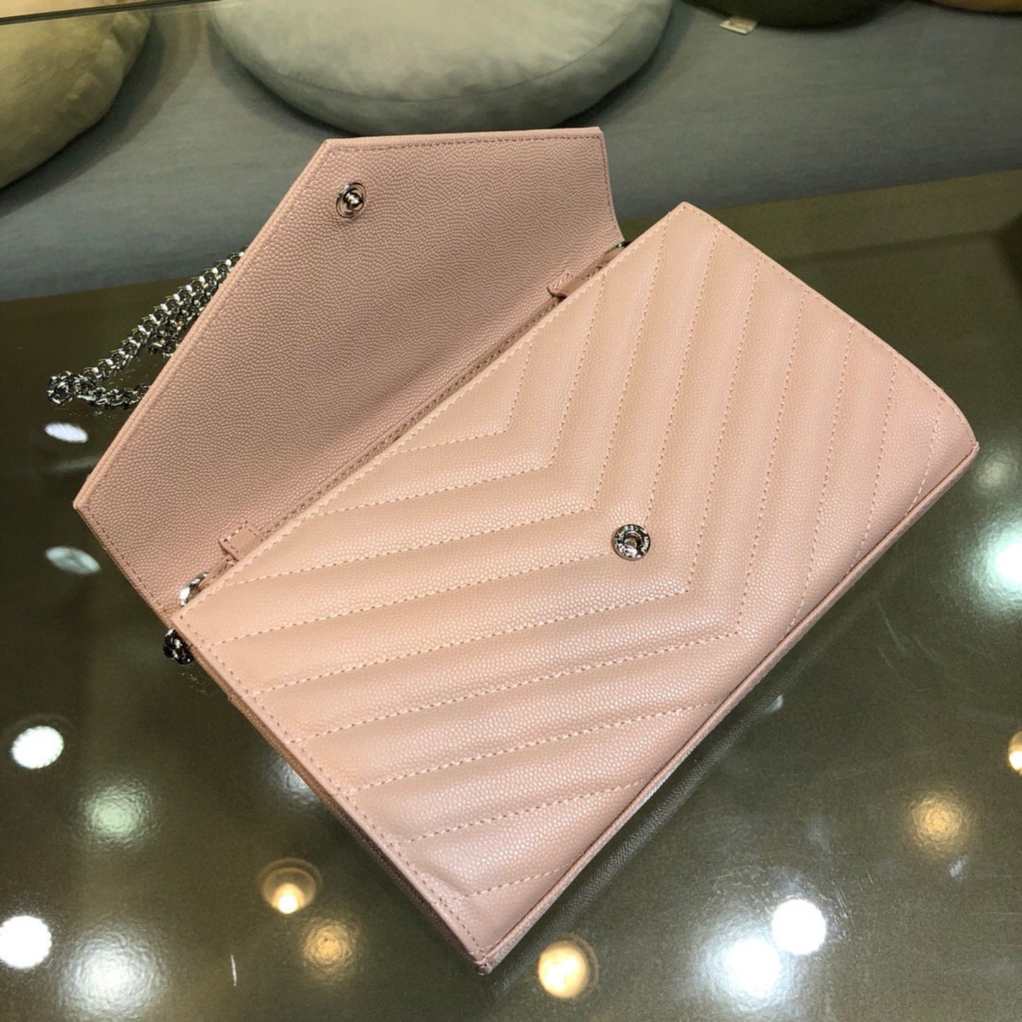 Bolsa YSL Monograma Pequena Rosê