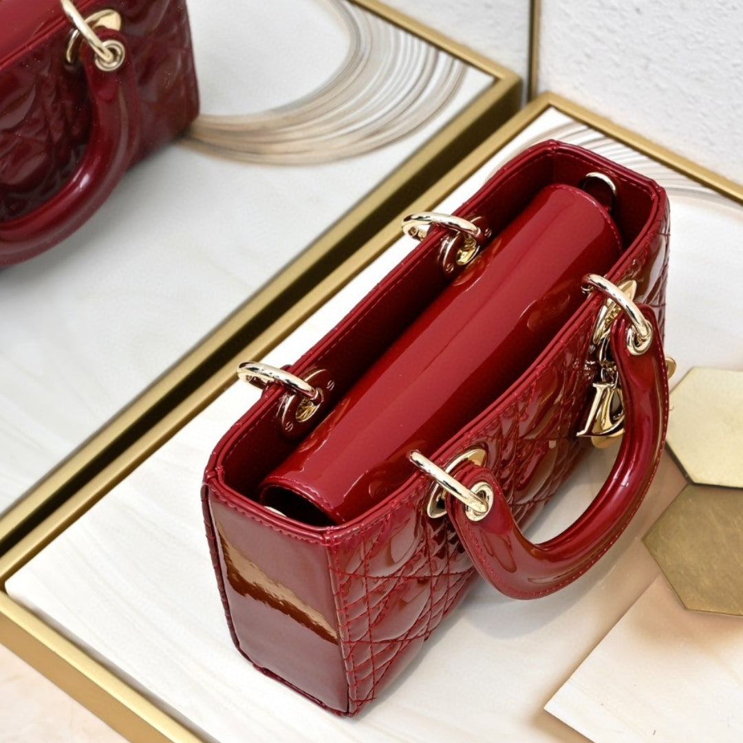 Bolsa Dio Lady Joy Pequena Verniz Vermelho 22cm