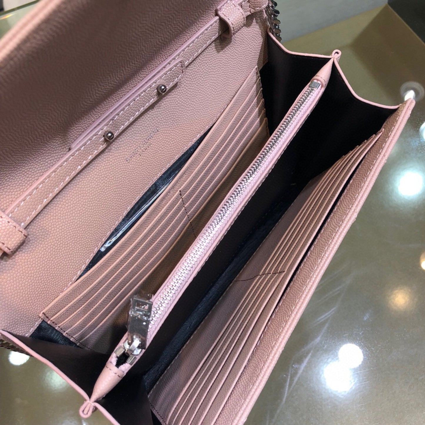 Bolsa YSL Monograma Pequena Rosê