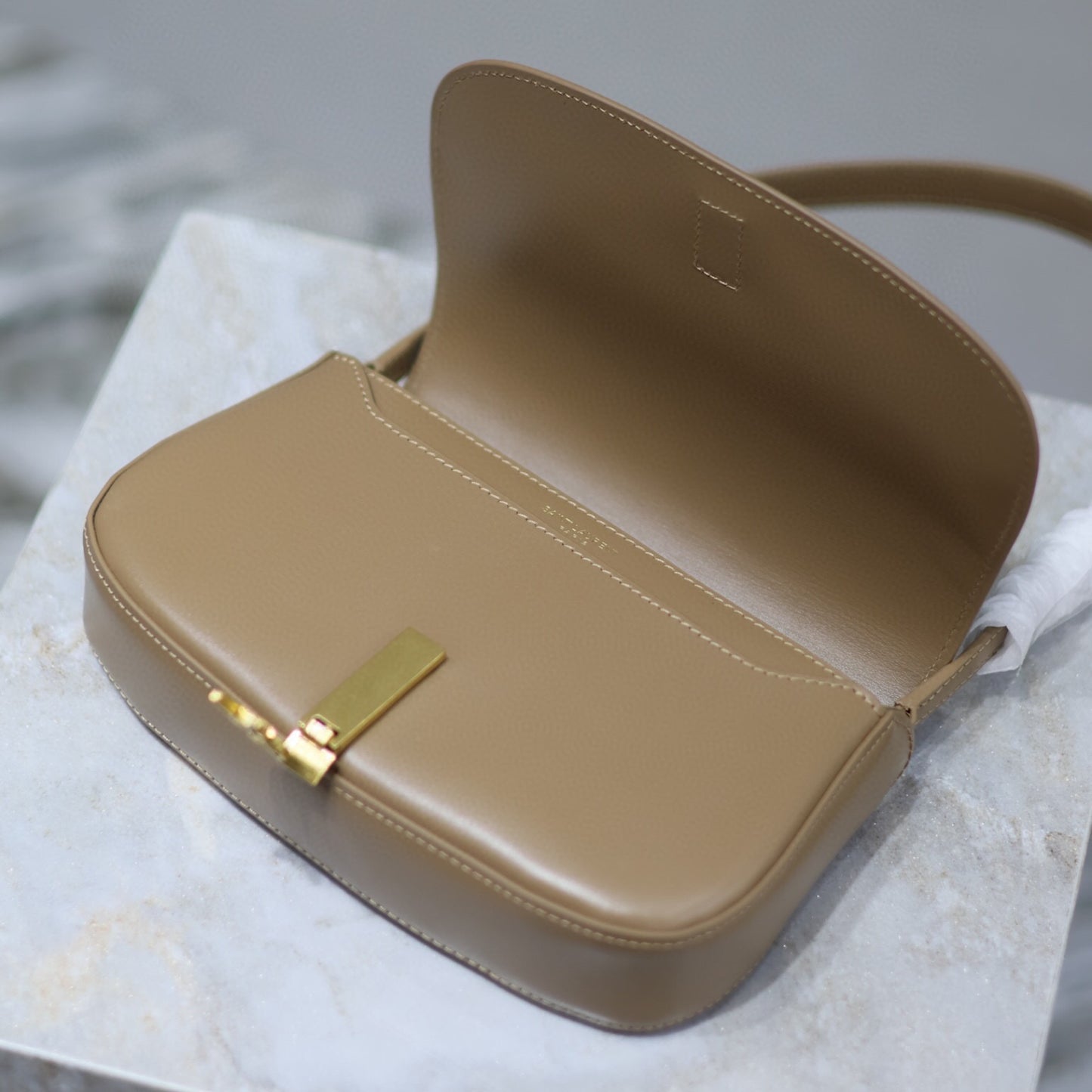 Bolsa YSL Voltaire mini Bege de couro