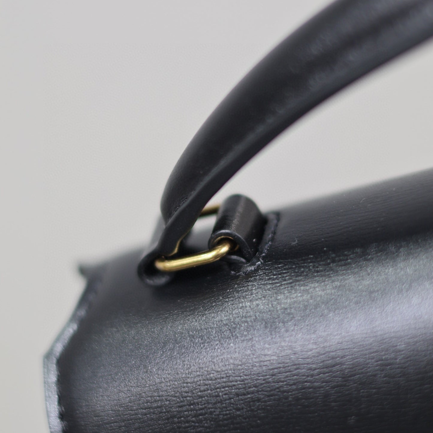 Bolsa YSL Cassandra Pequena Preta