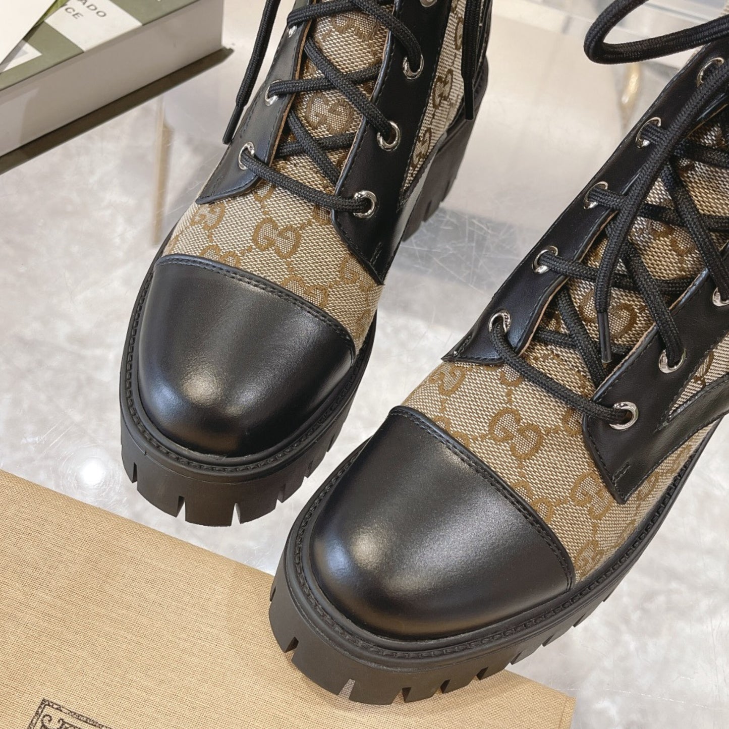 Bota GG matelassê com salto 60mm canvas cano médio Bege