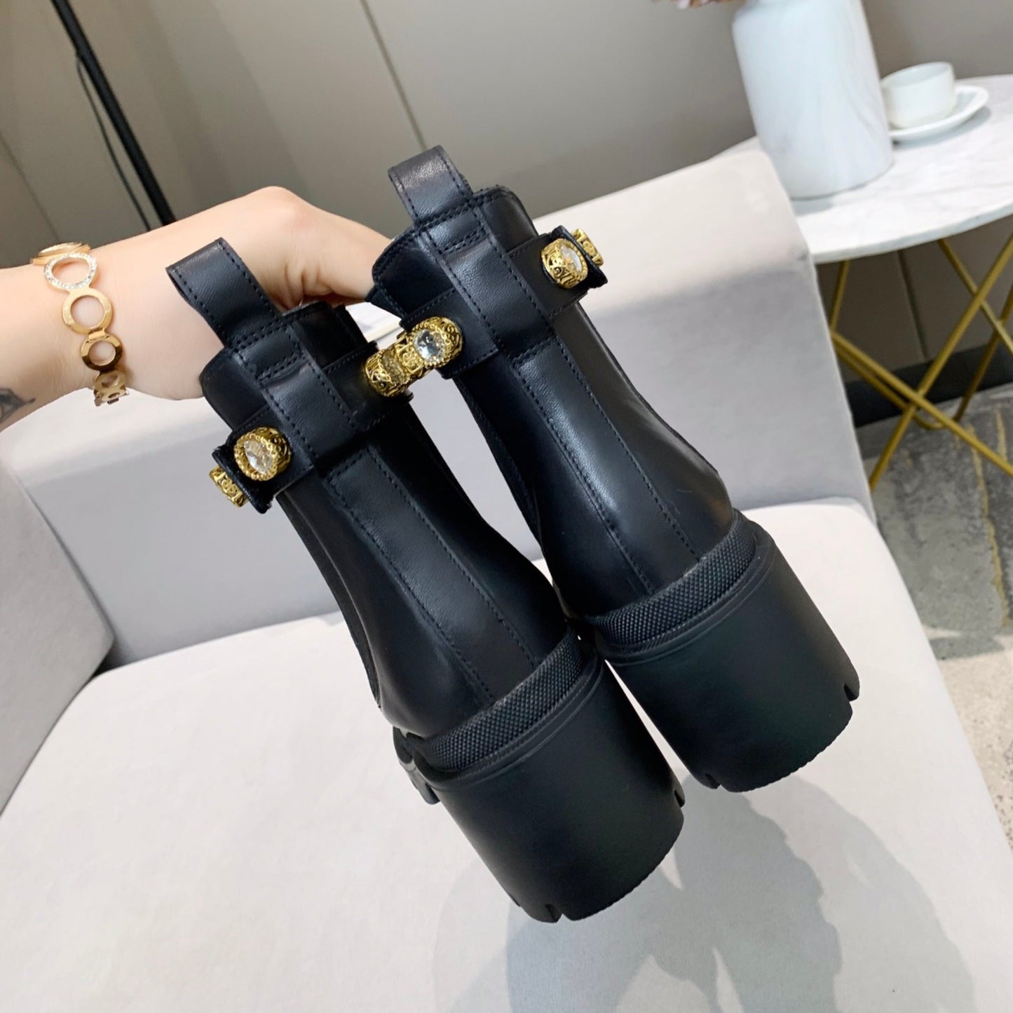 Bota GG Ankle boot Com pedras e salto 60mm