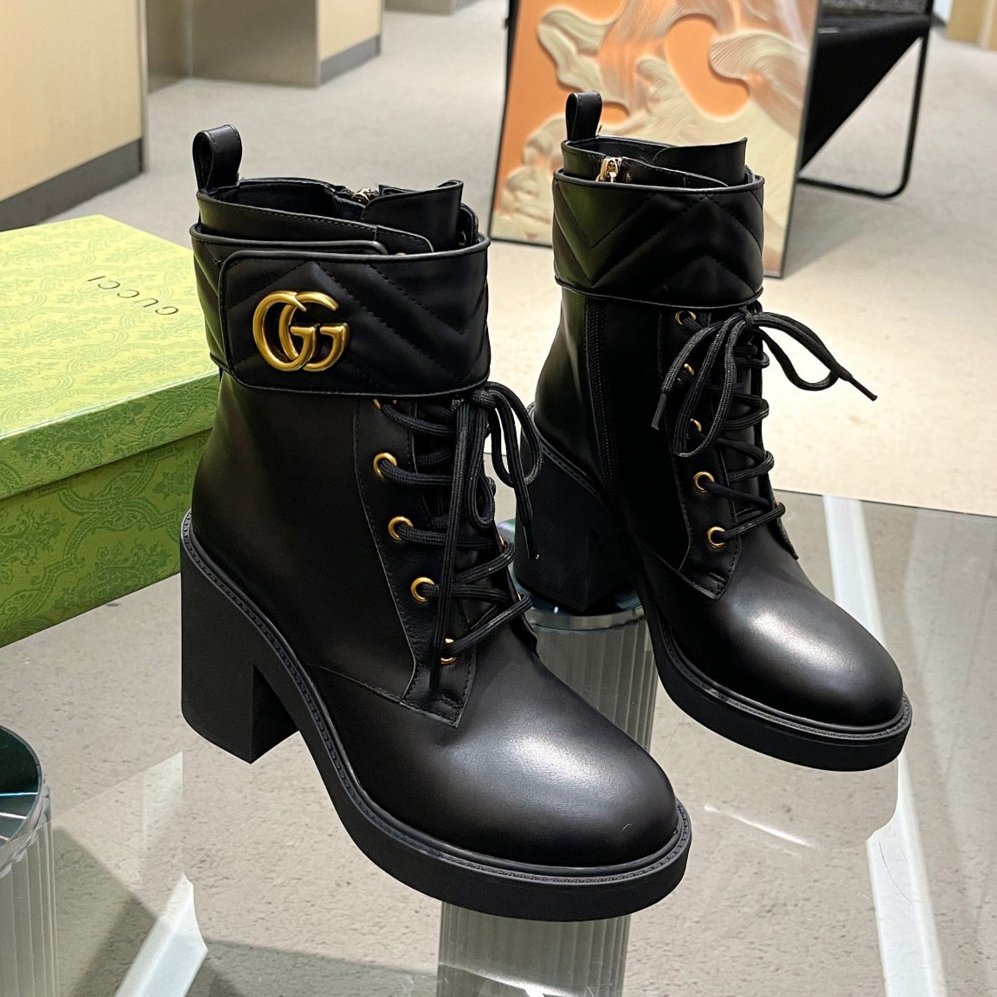 Bota GG Ankle boot GG Preta Salto