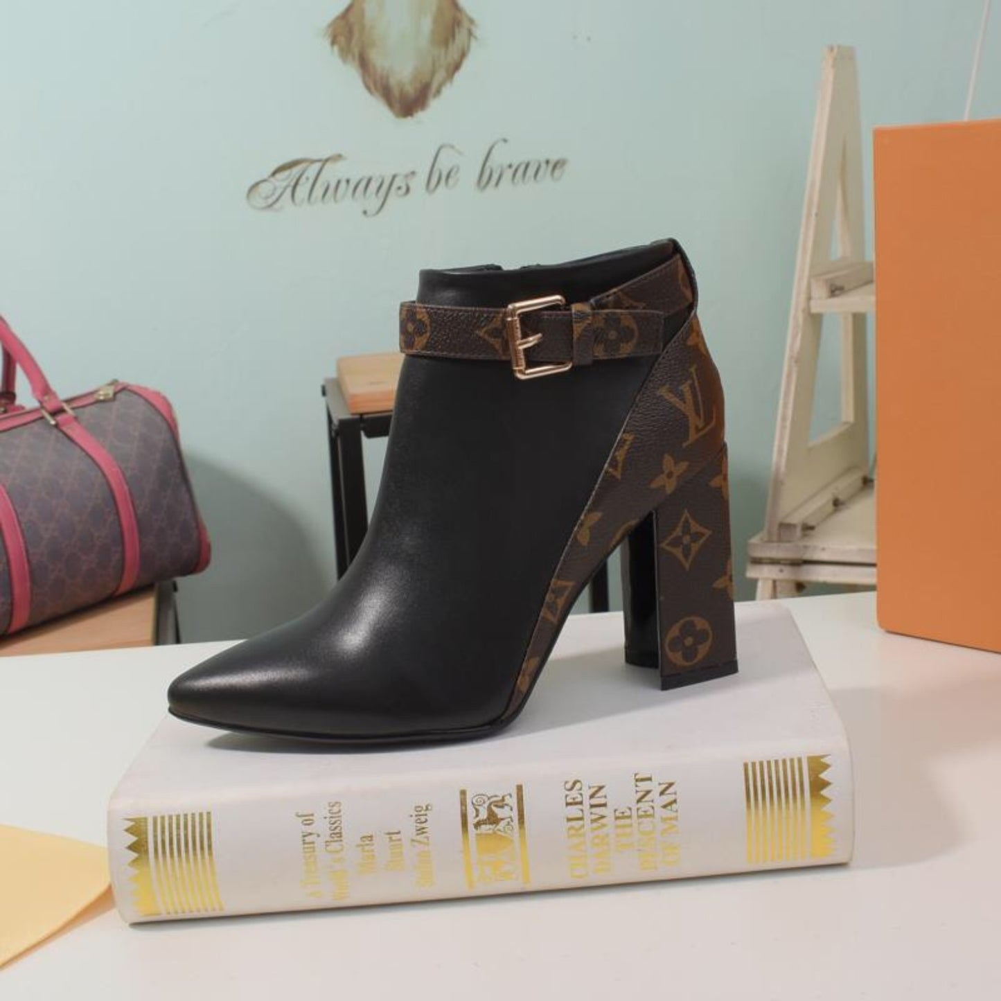 Bota Lv Matchmake monogram