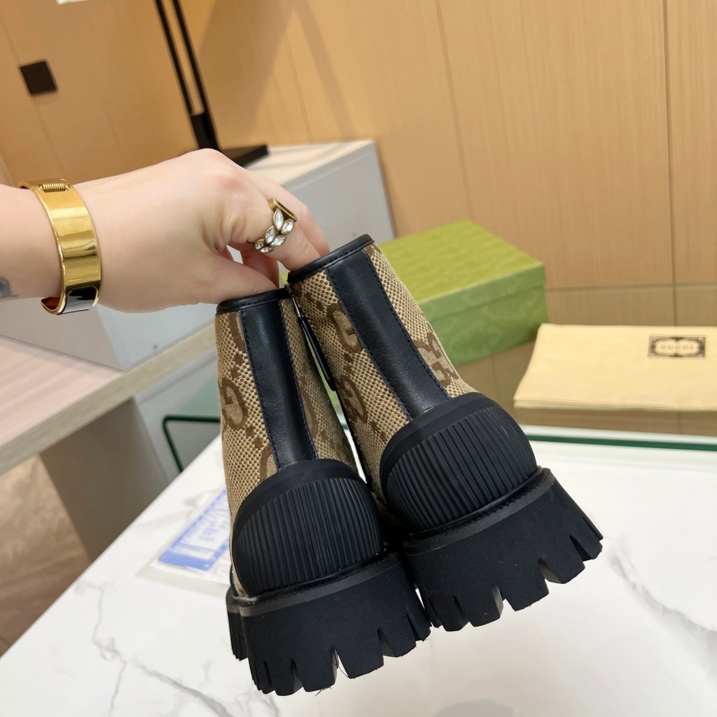 Bota GG canvas GG Maxi Bege