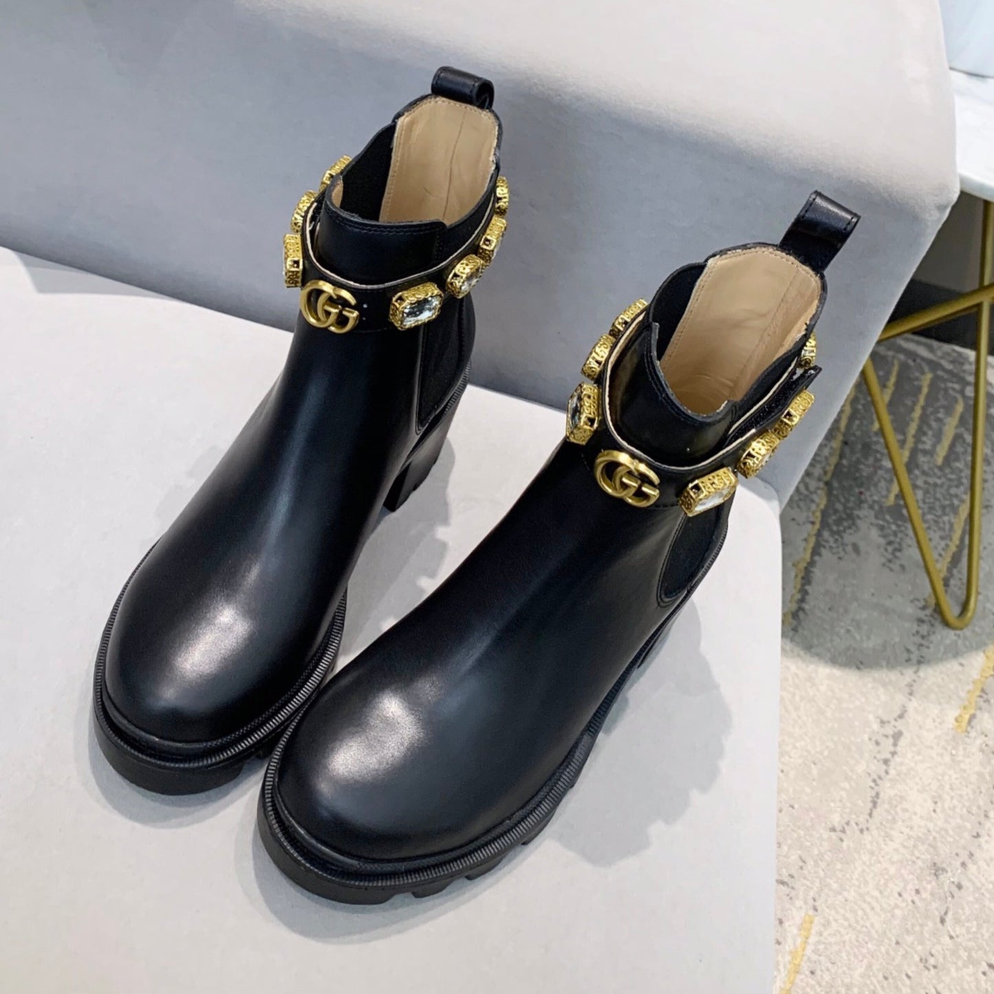 Bota GG Ankle boot Com pedras e salto 60mm
