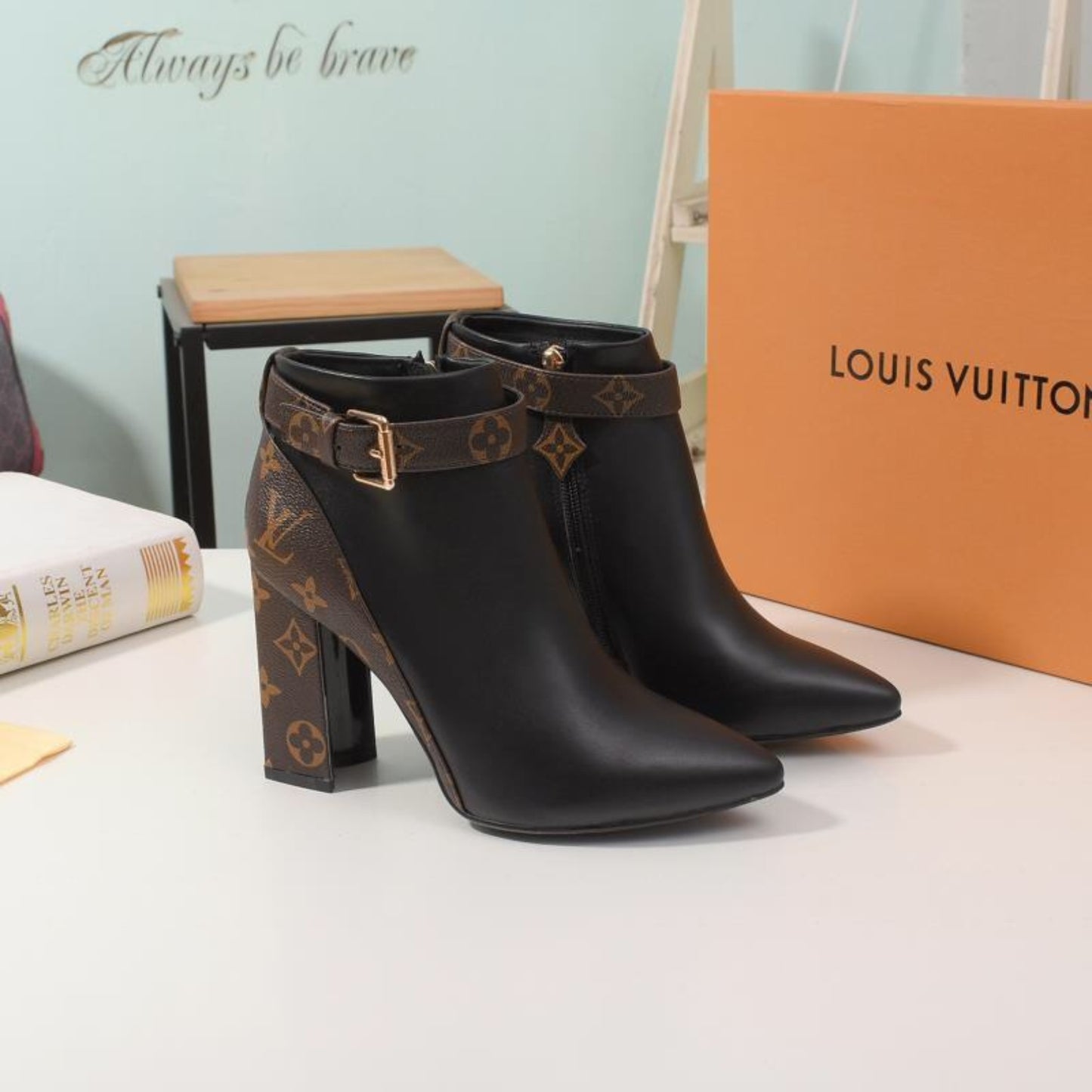 Bota Lv Matchmake monogram