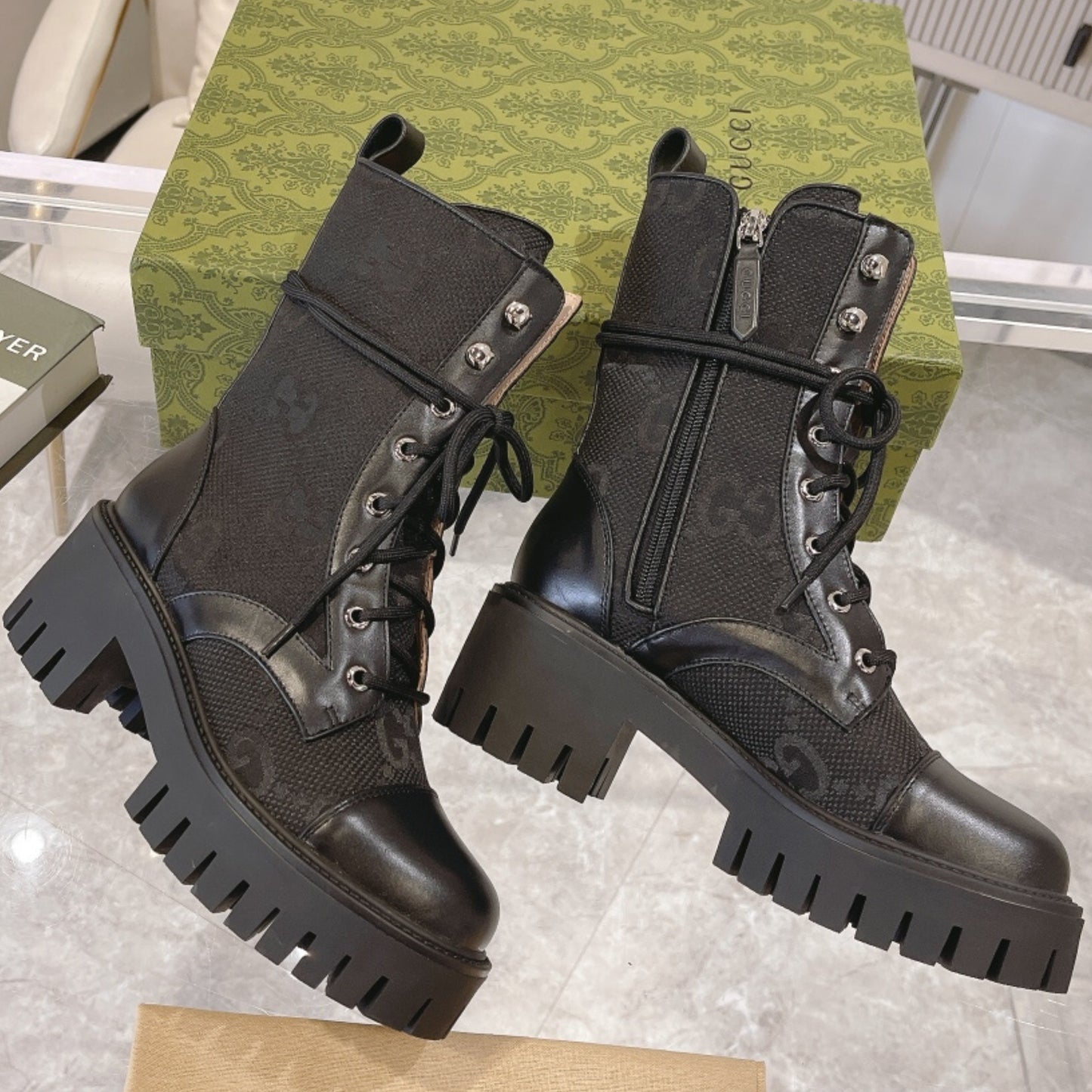 Bota GG matelassê com salto 60mm canvas GG cano médio