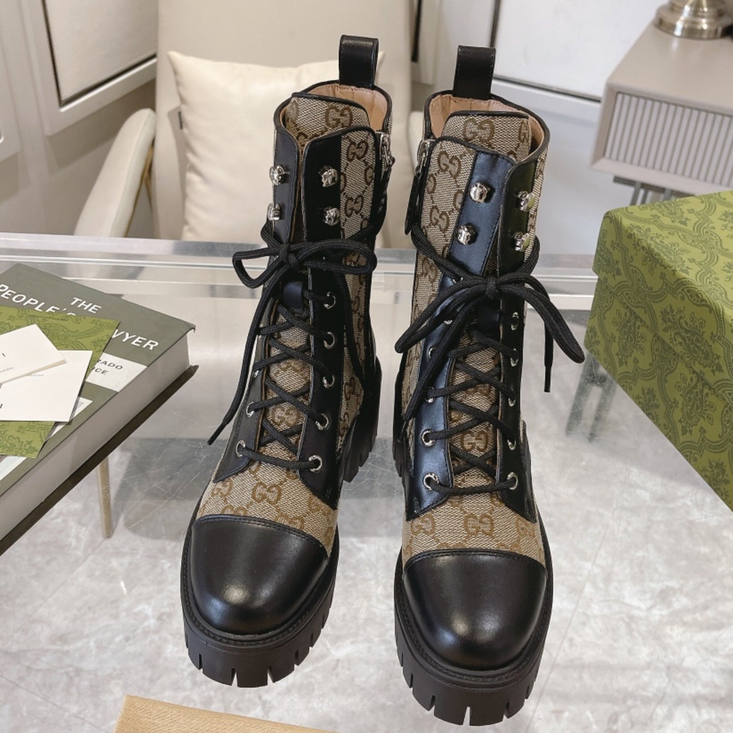 Bota GG matelassê com salto 60mm canvas cano médio Bege