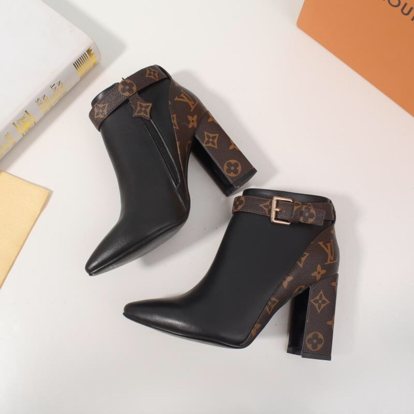 Bota Lv Matchmake monogram