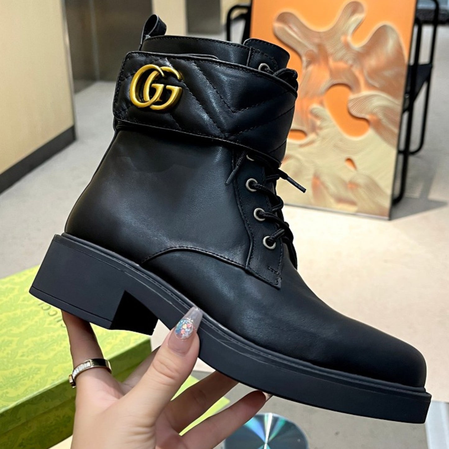 Bota GG Ankle boot GG Preta