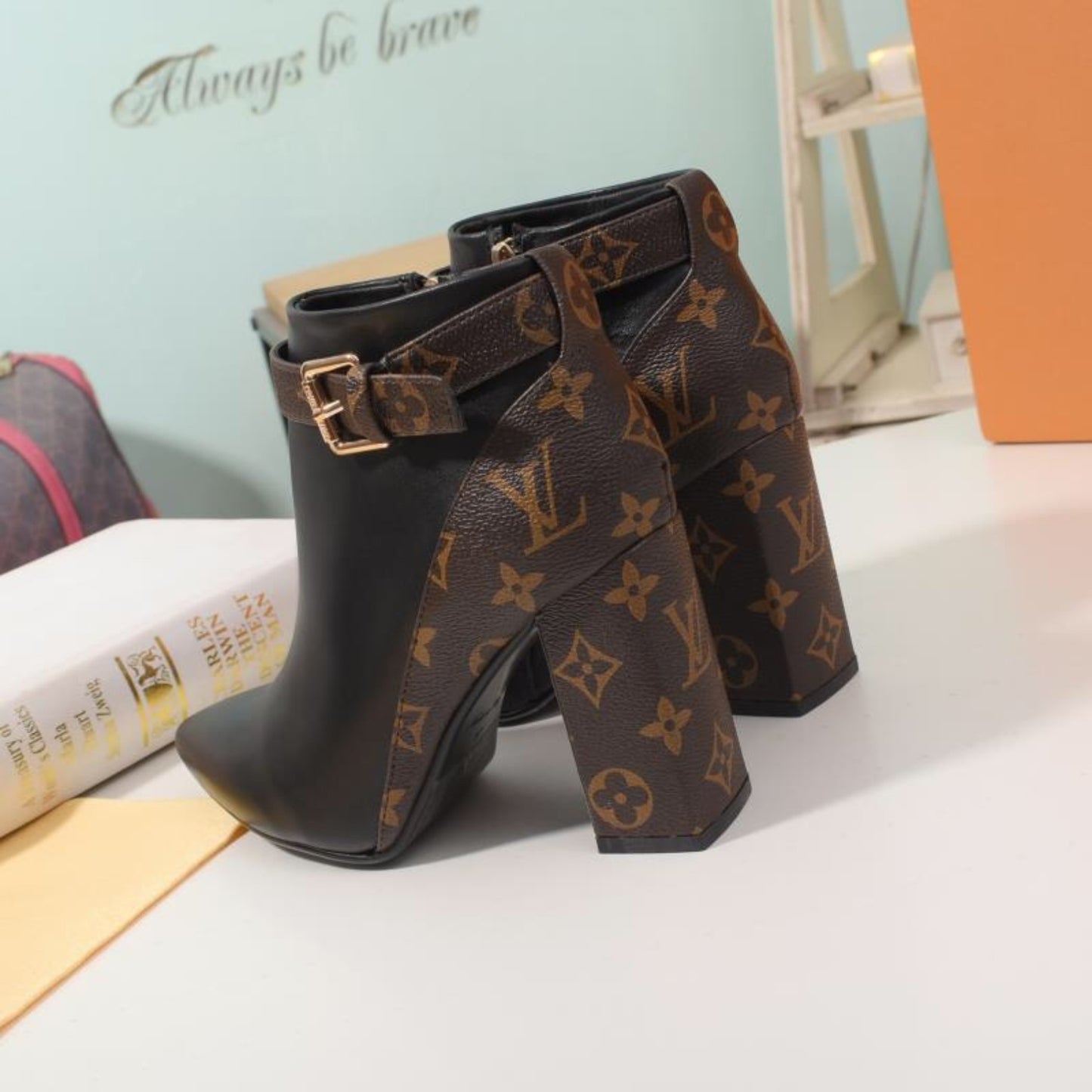 Bota Lv Matchmake monogram