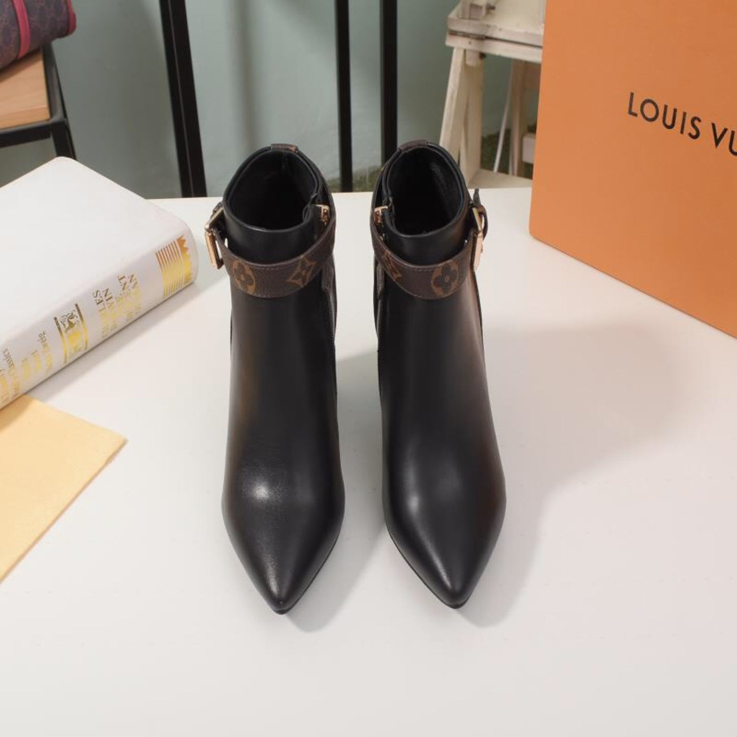 Bota Lv Matchmake monogram