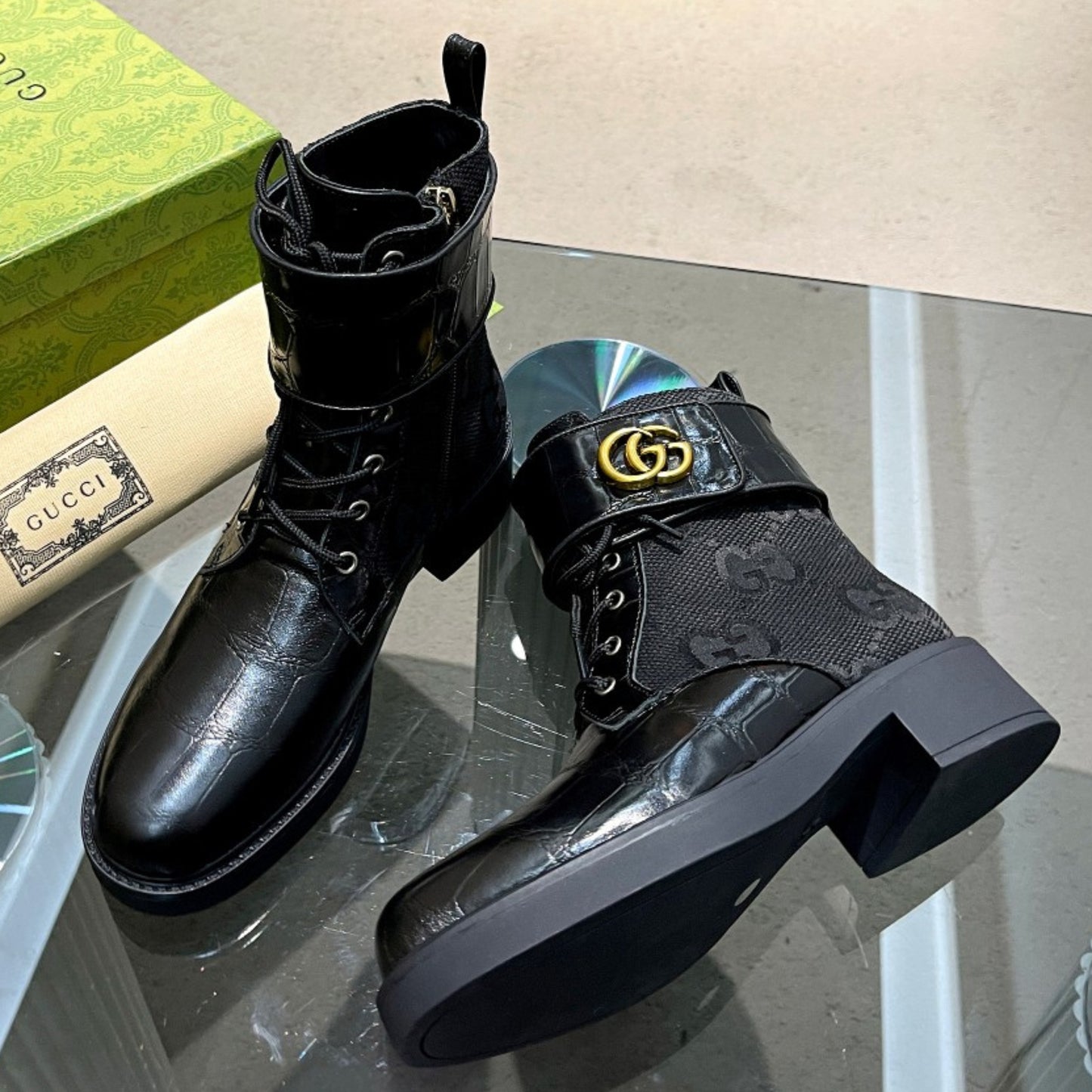 Bota GG Ankle boot GG Canvas Preta