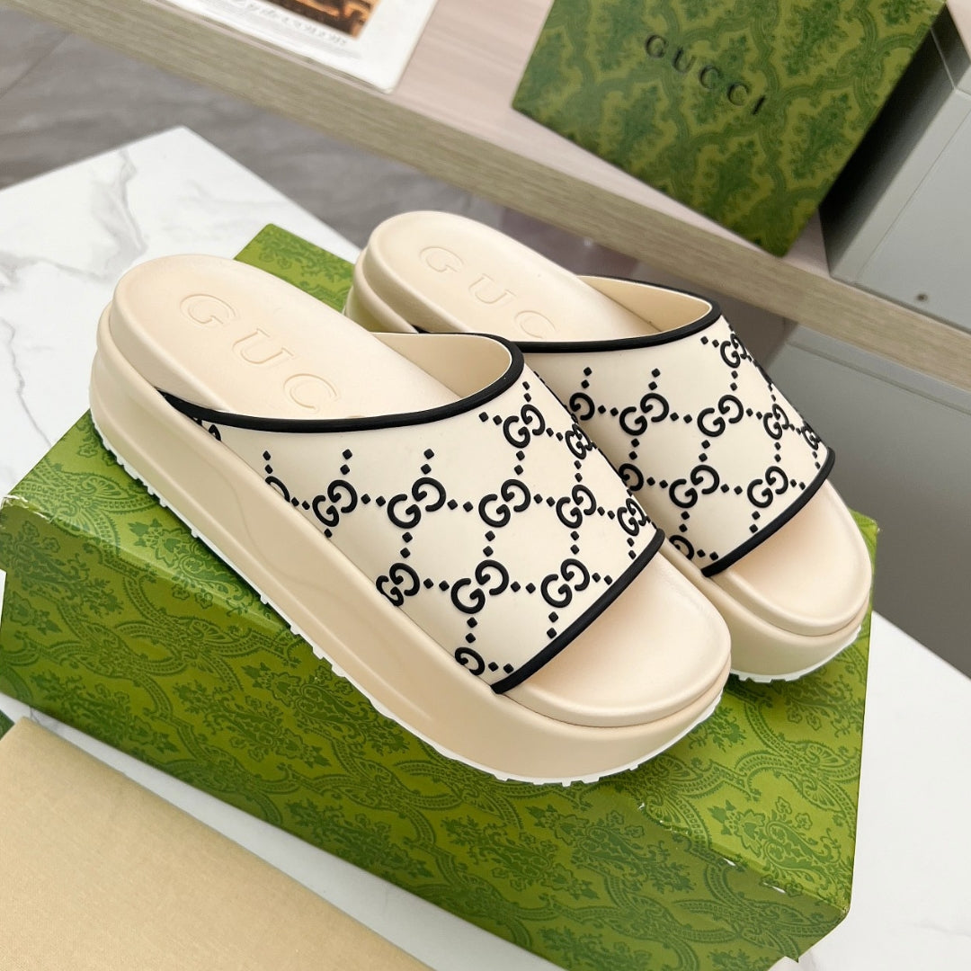 Chinelo Slide GG Bege Canvas Preto Detalhes