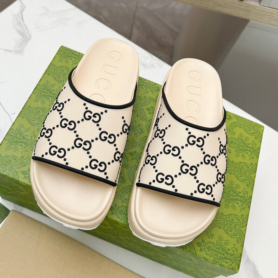 Chinelo Slide GG Bege Canvas Preto Detalhes