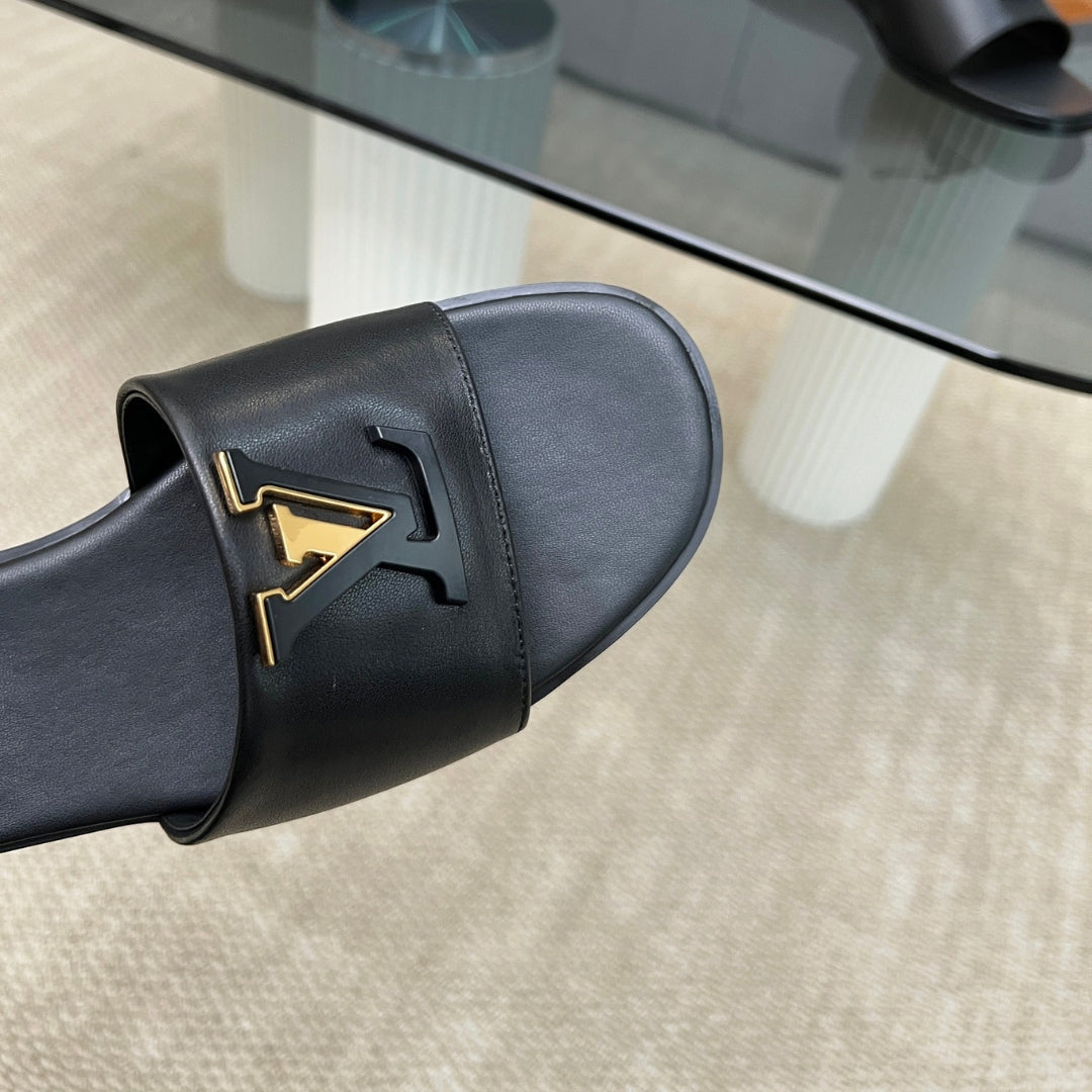 Rasteirinha LV Capri Flat Preto