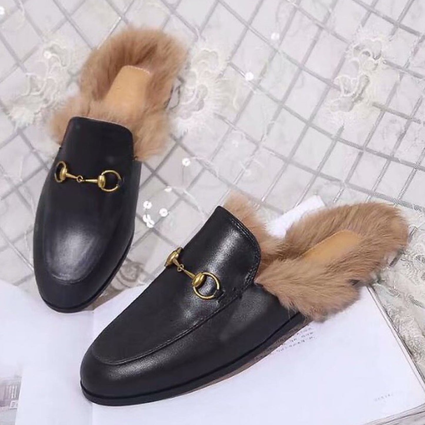 Mule GG Princetown de couro Preto com pelos