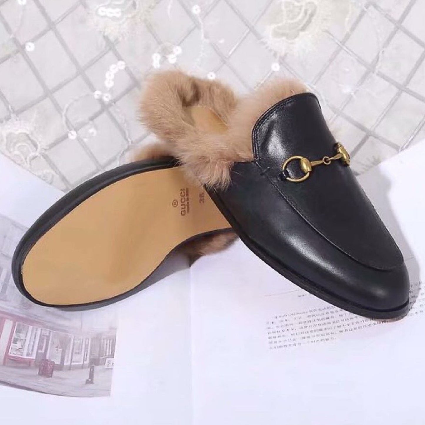 Mule GG Princetown de couro Preto com pelos