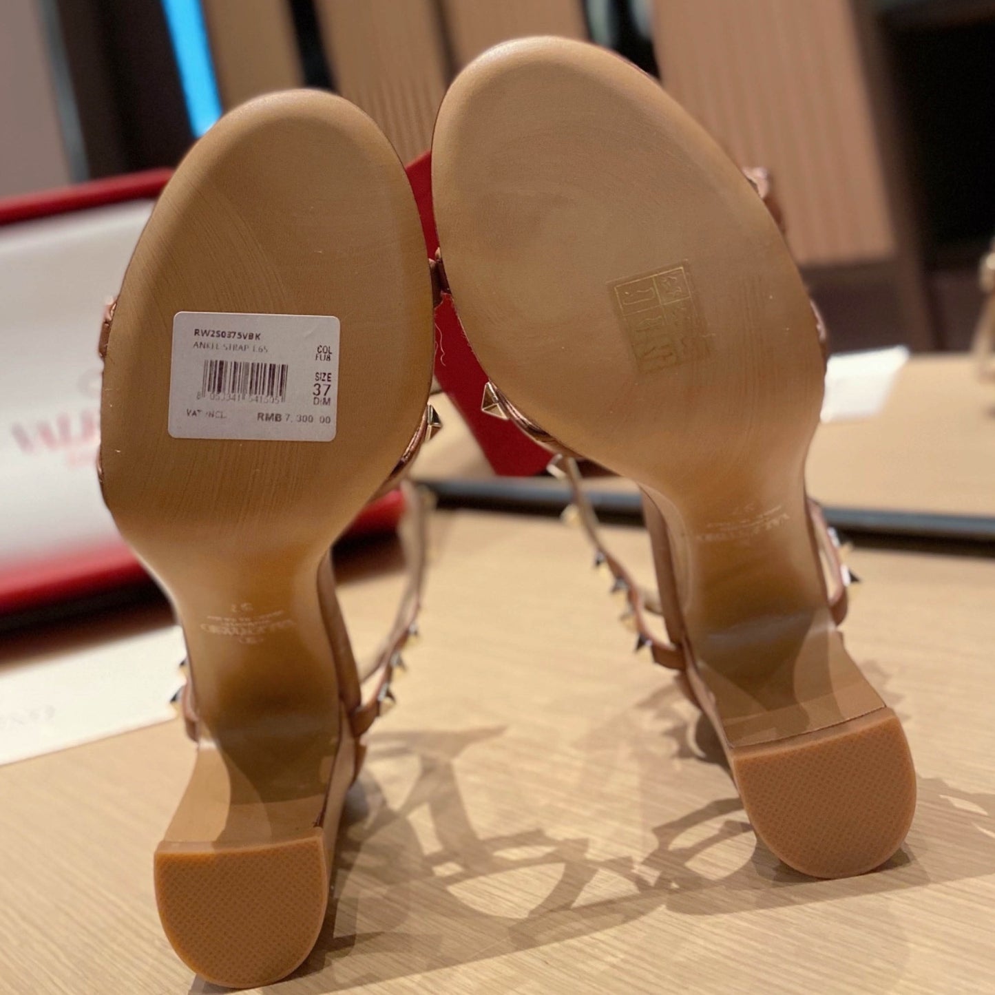 Sandália VLT Marrom Couro com detalhes Salto 8,5cm