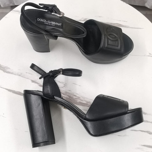 Sandalia DG Plataforma Preto com Logo Salto 11,5cm