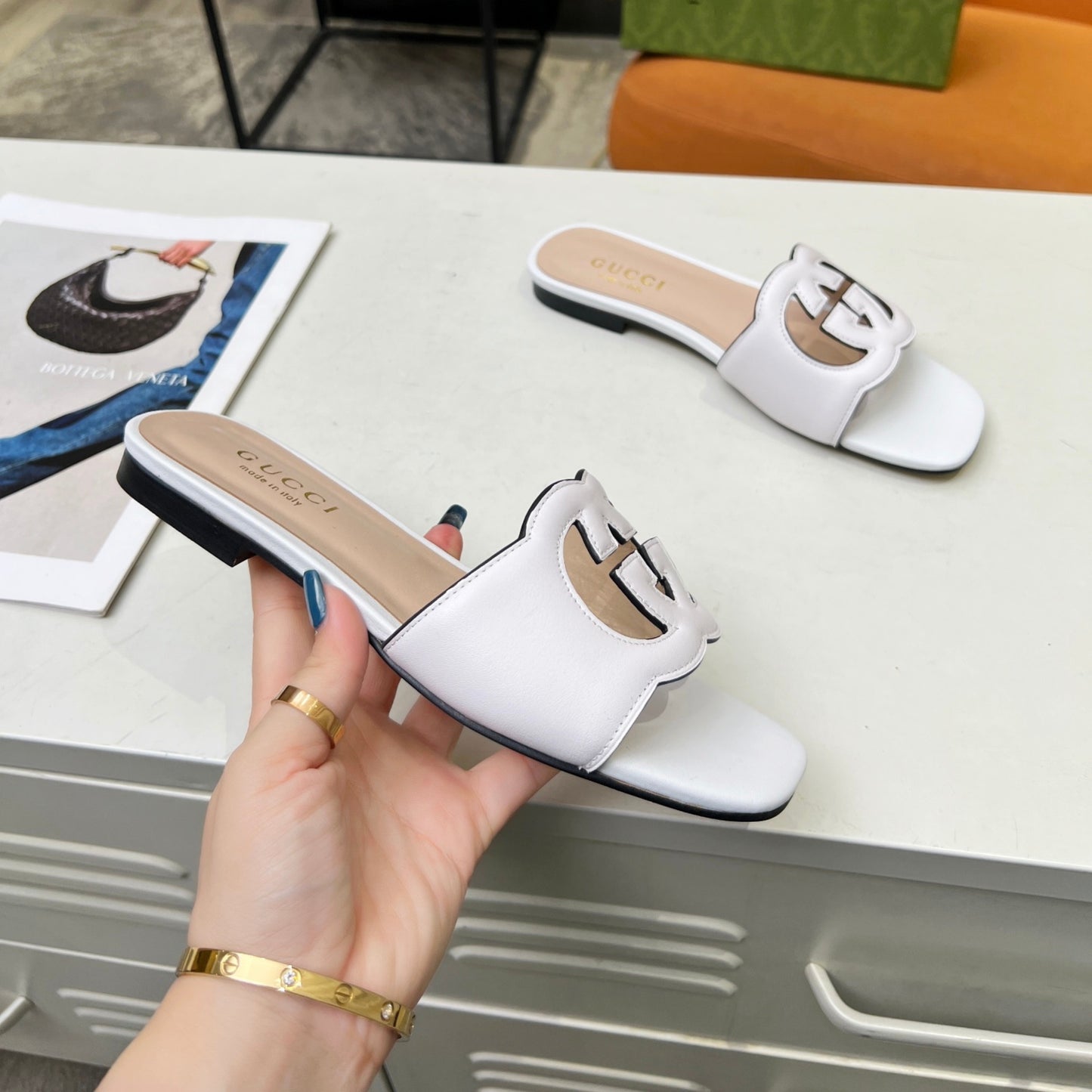 Sandália GG de couro com Interlocking GG Branco