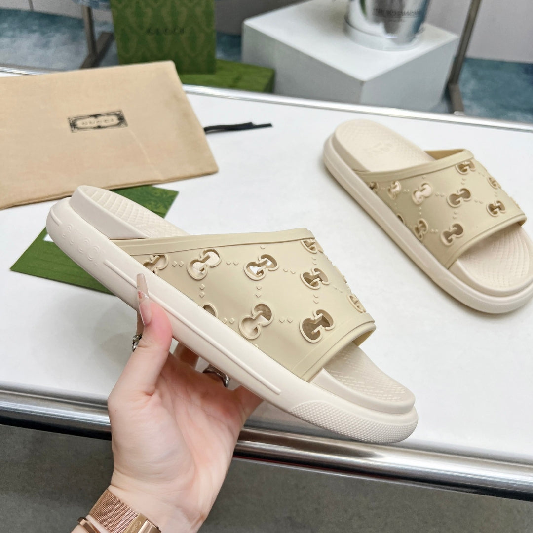 Chinelo Slide GG Bege Detalhes