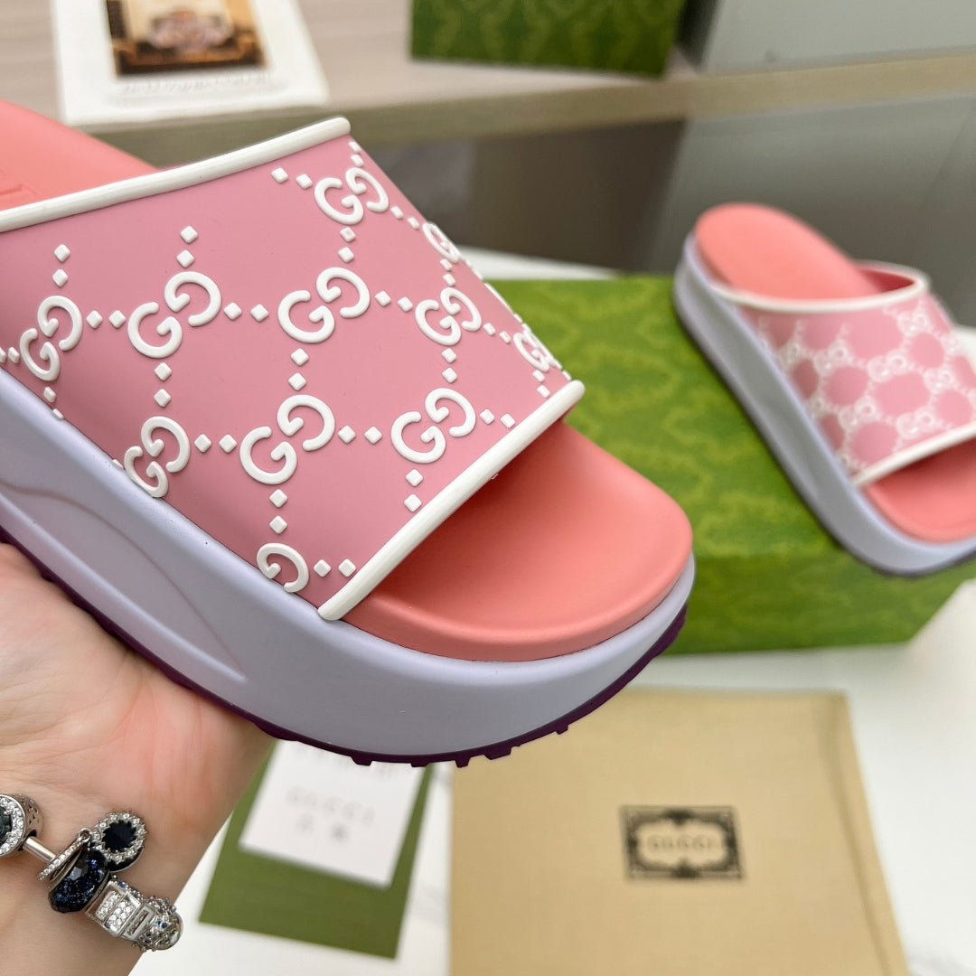 Chinelo Slide GG Rosa e Lilas Canvas Branco Detalhes