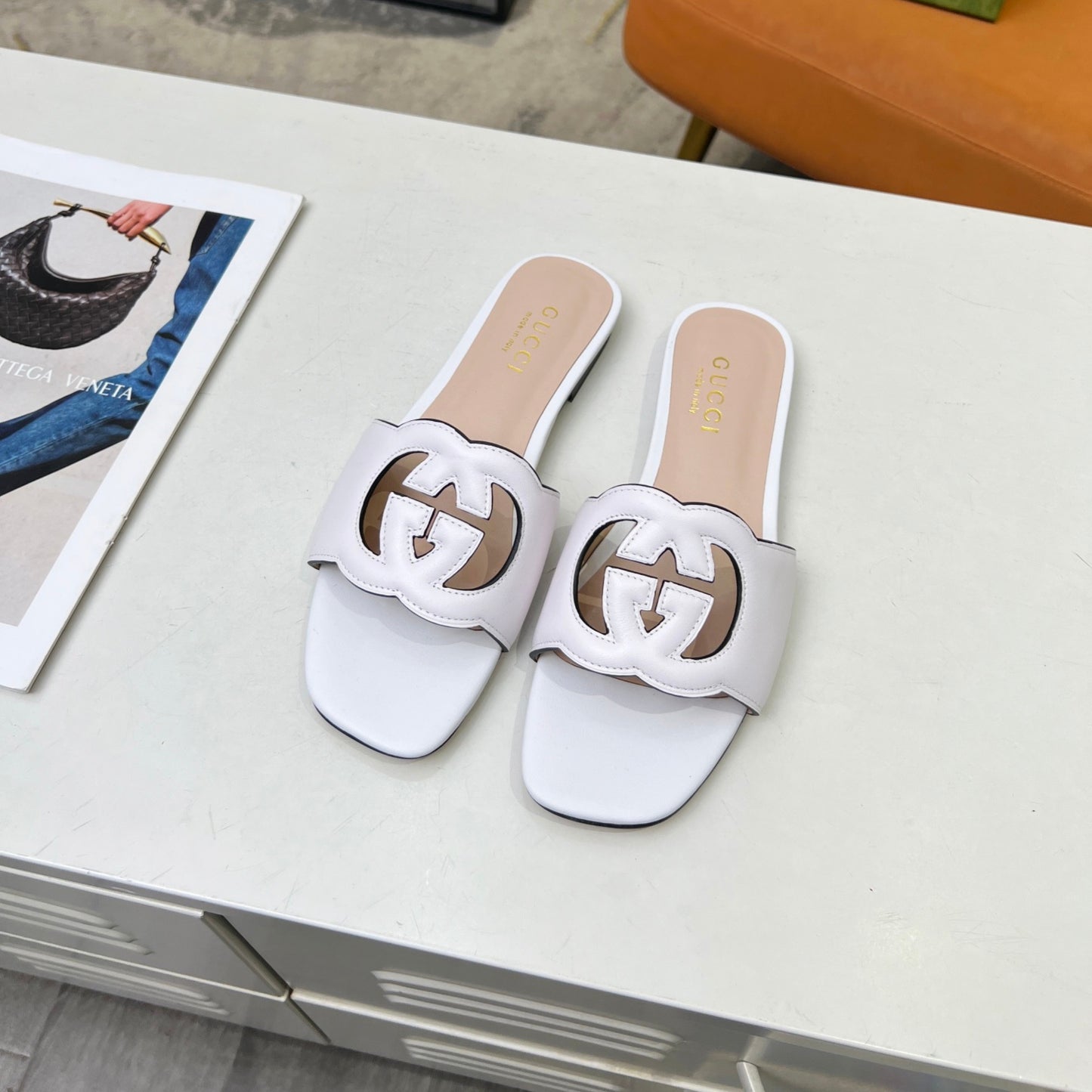 Sandália GG de couro com Interlocking GG Branco