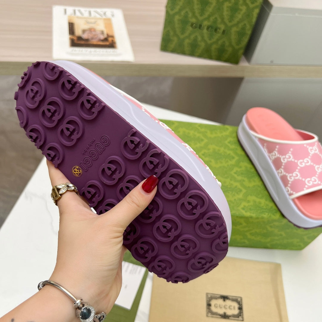 Chinelo Slide GG Rosa e Lilas Canvas Branco Detalhes