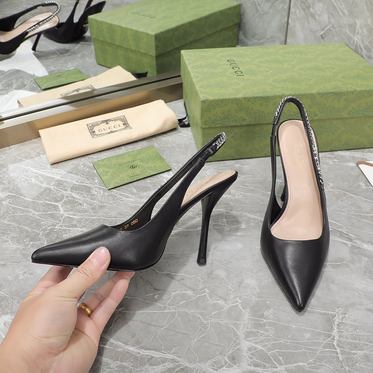 Sandália GG Scarpin Signoria Preto com salto 105mm
