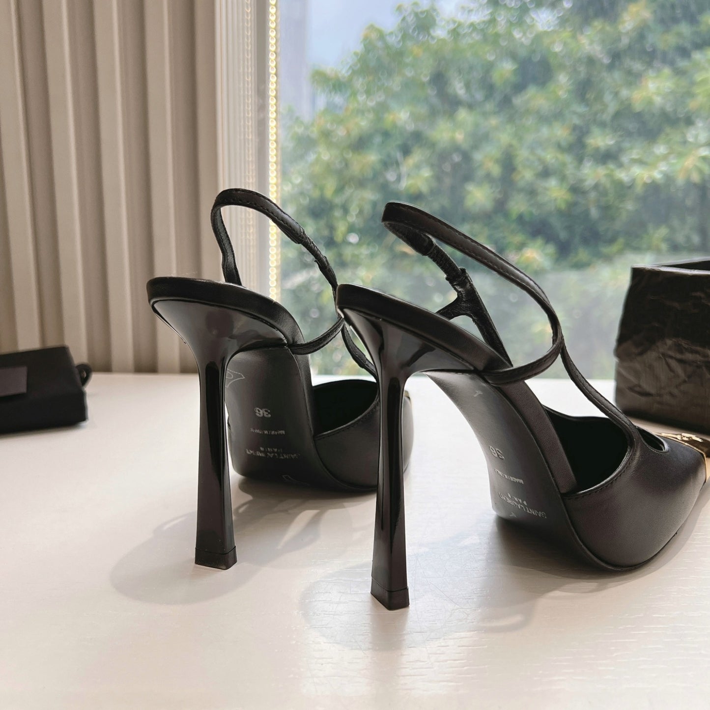 Scarpin Ysl Slingback Preto fosco Jeanne
