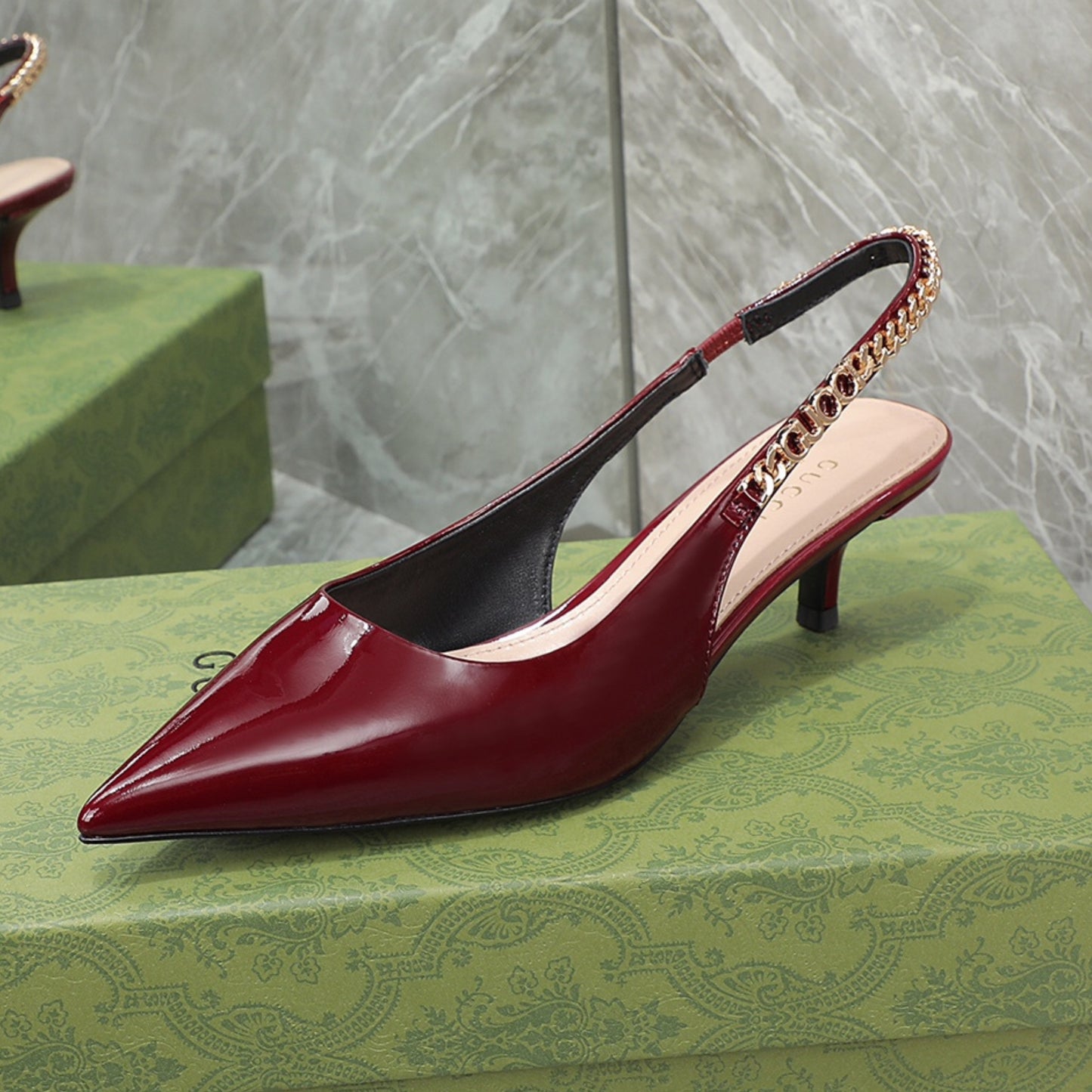 Scarpin GG Signoria Vermelho com salto 45mm