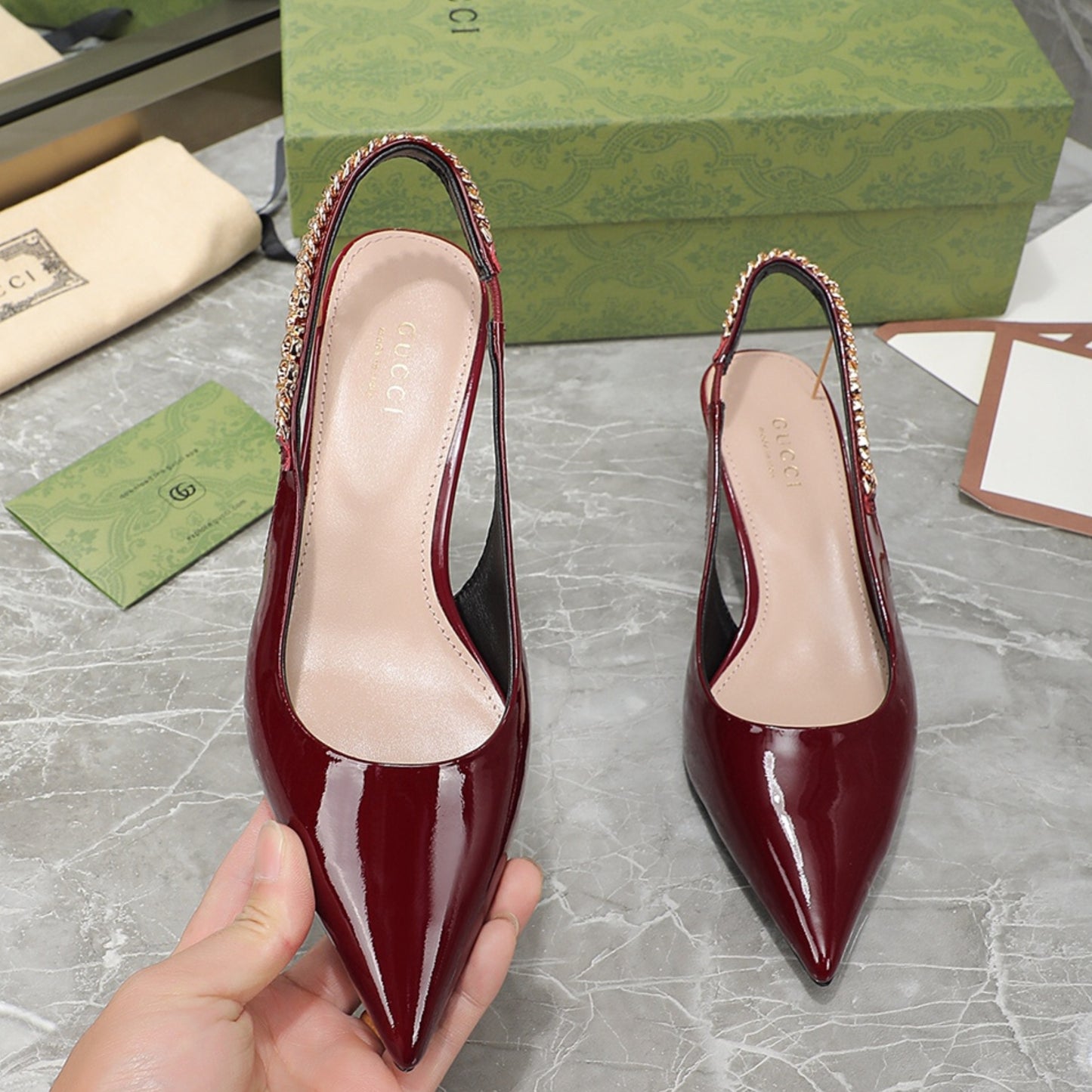 Scarpin GG Signoria Vermelho com salto 45mm
