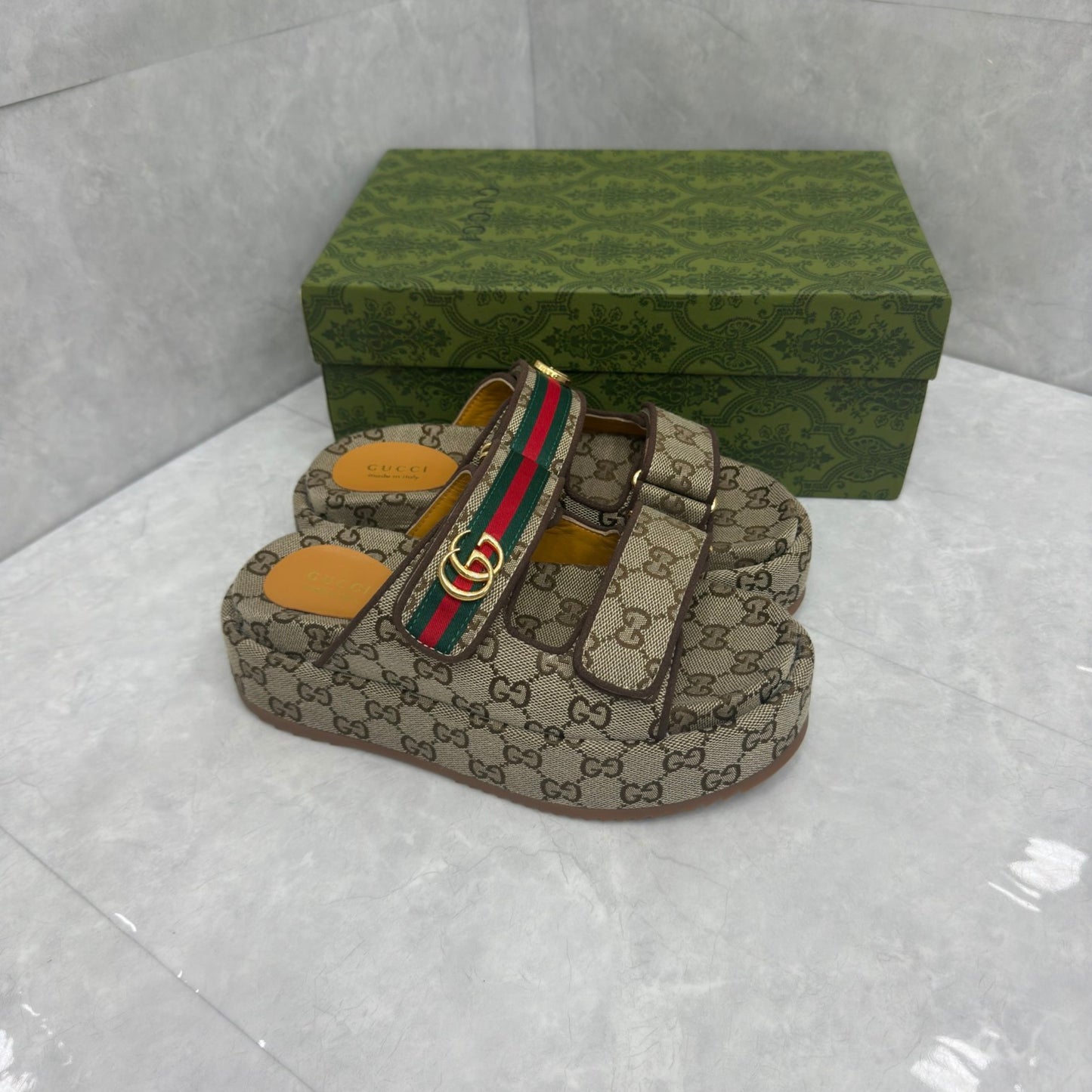 Sandália GG Plataforma Slider com Double Bege