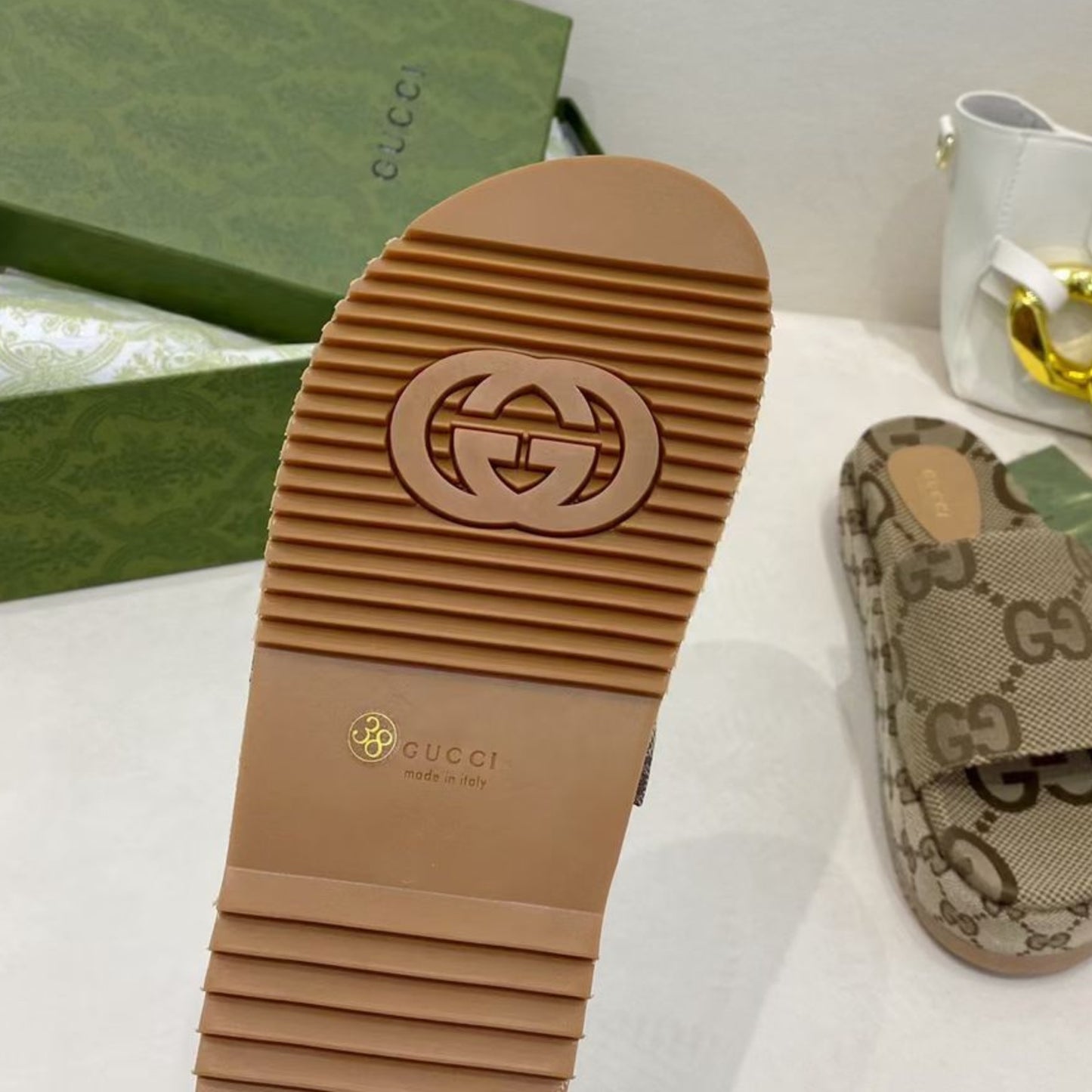 Sandália GG Plataforma Slider com Estampa Bege