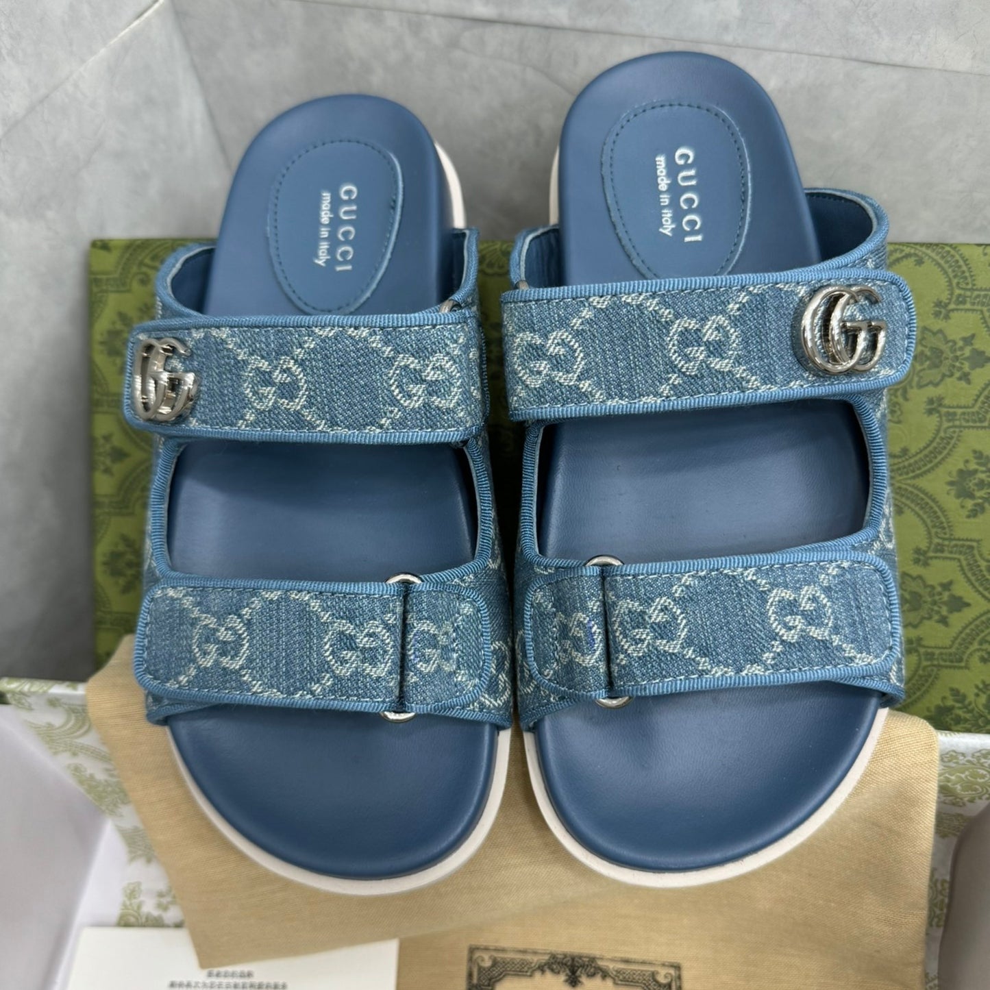 Sandália GG Slider com Double GG Azul