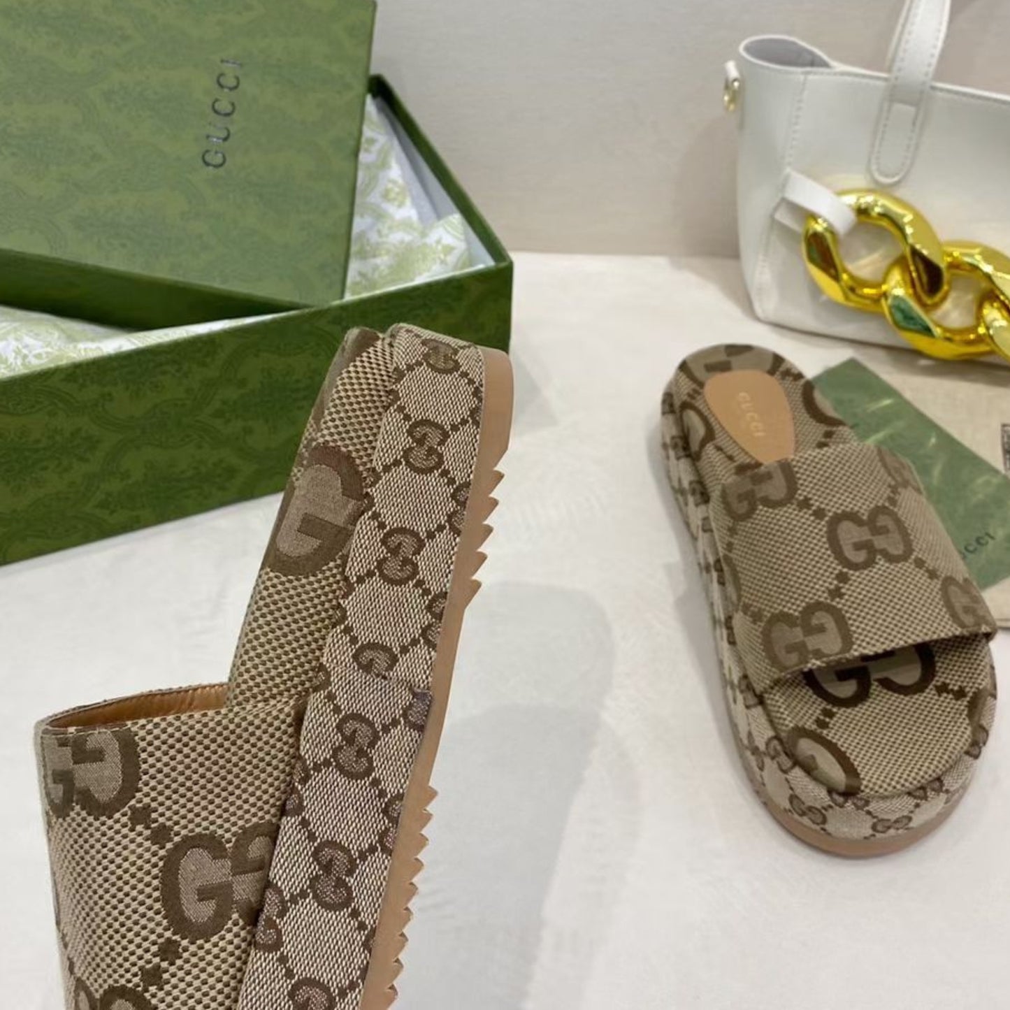 Sandália GG Plataforma Slider com Estampa Bege