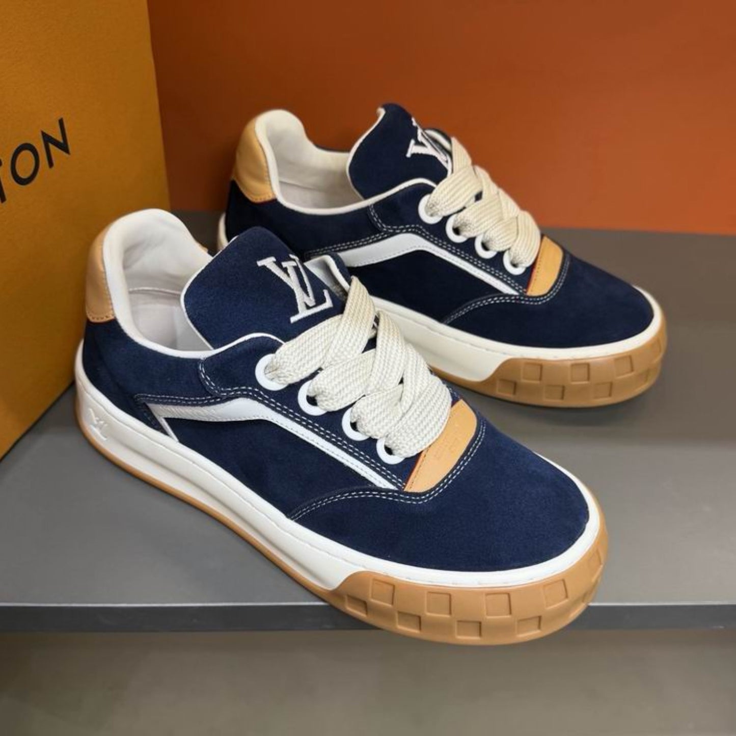 Tênis LV Tilted Azul Marinho