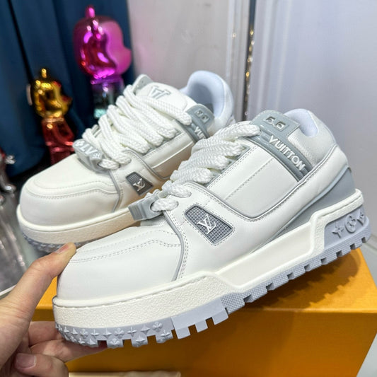 Tênis LV Trainer Maxi Cinza