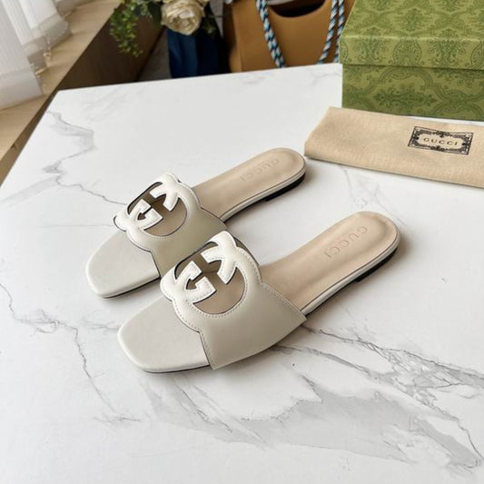 Sandalia GG de couro com Interlocking GG Off White