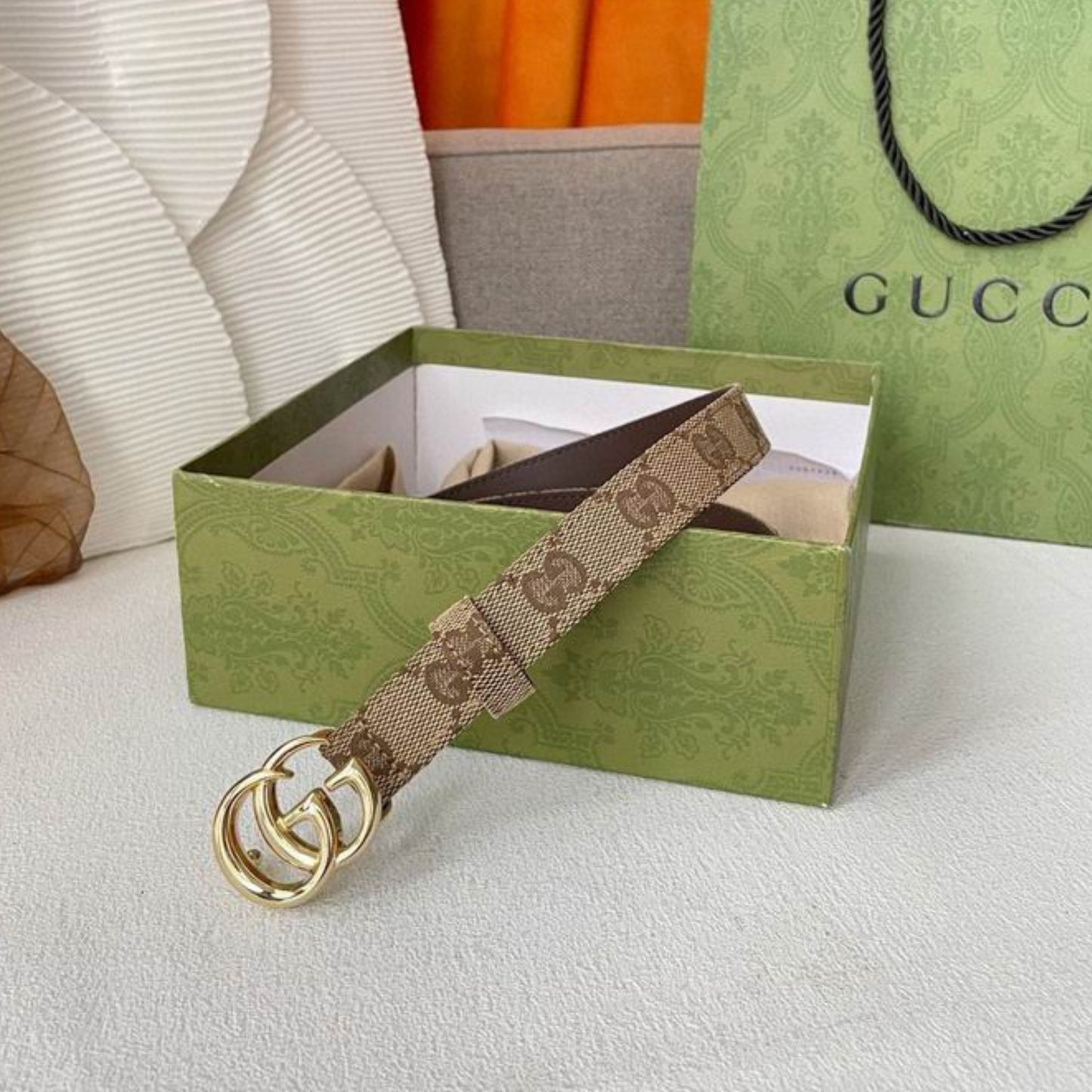 Cinto GG Canvas com Marrom e Logo Dourado 2cm de largura