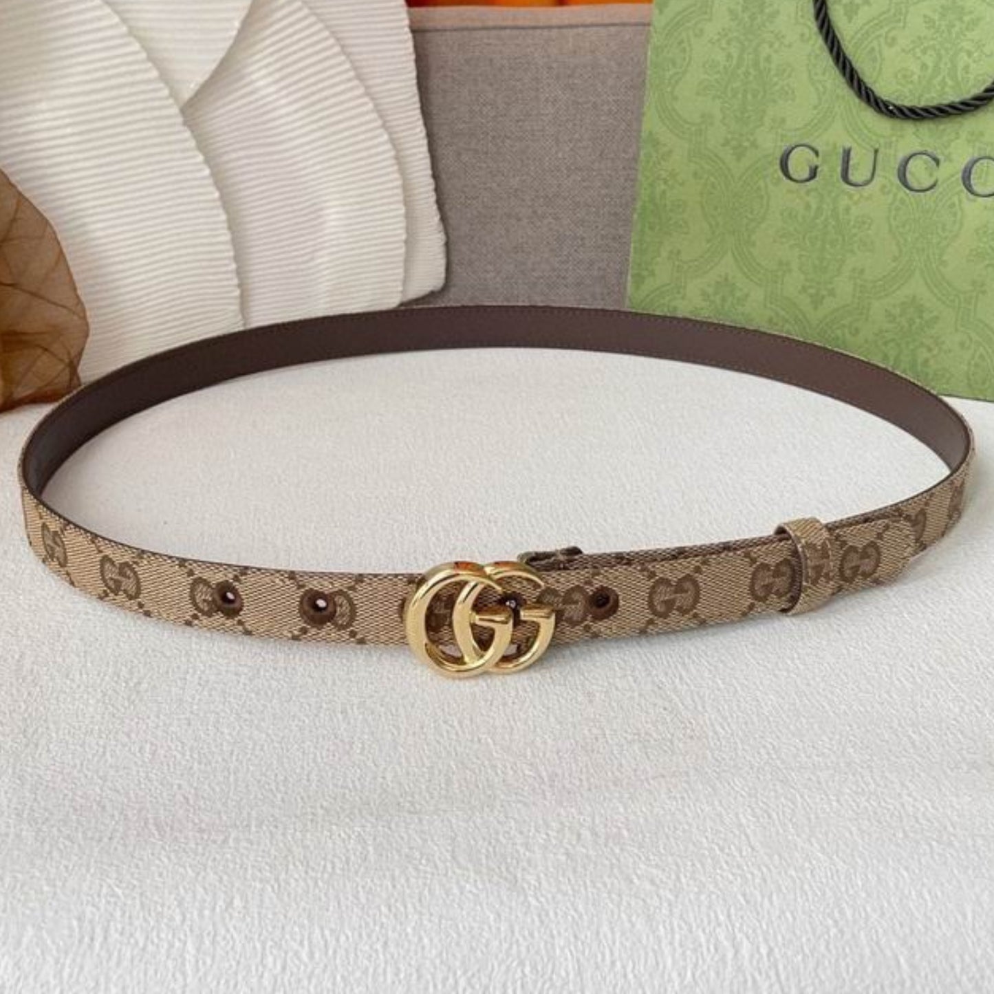 Cinto GG Canvas com Marrom e Logo Dourado 2cm de largura