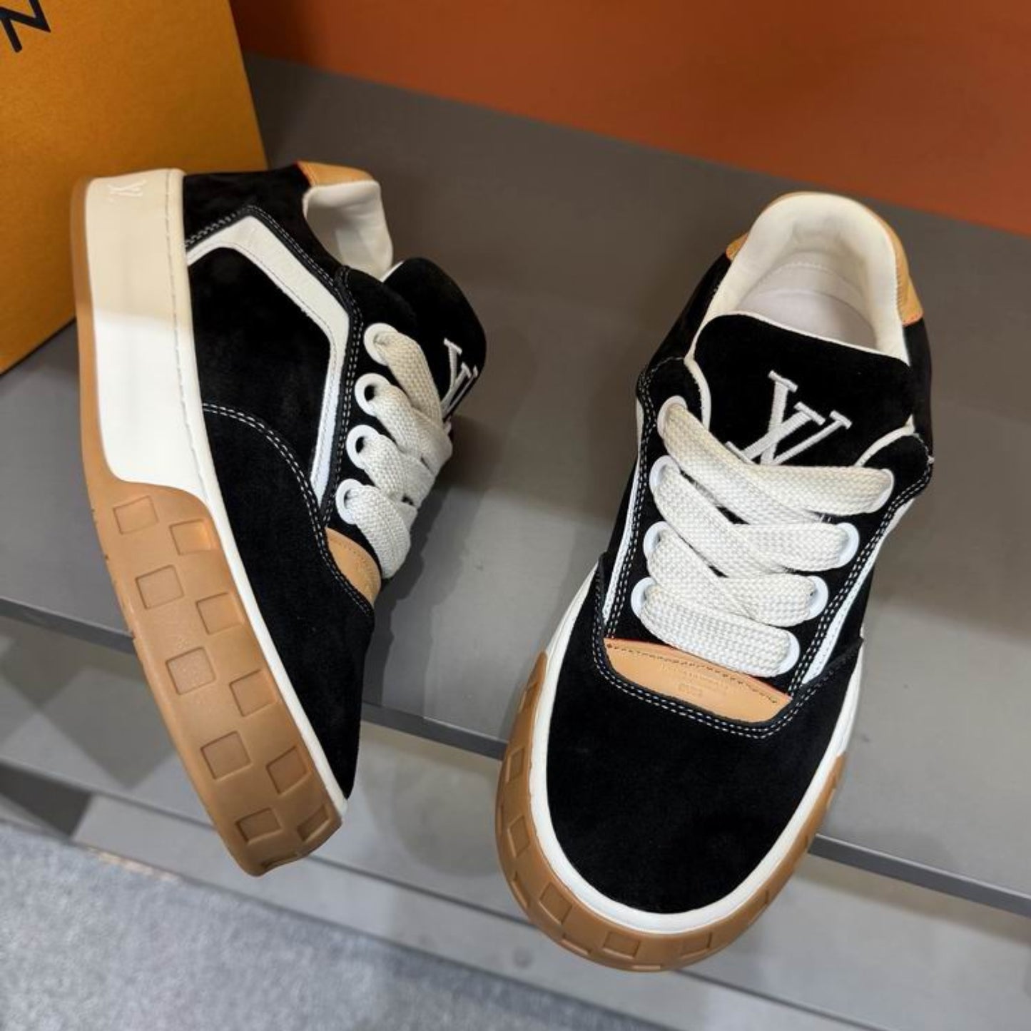 Tênis LV Tilted Preto